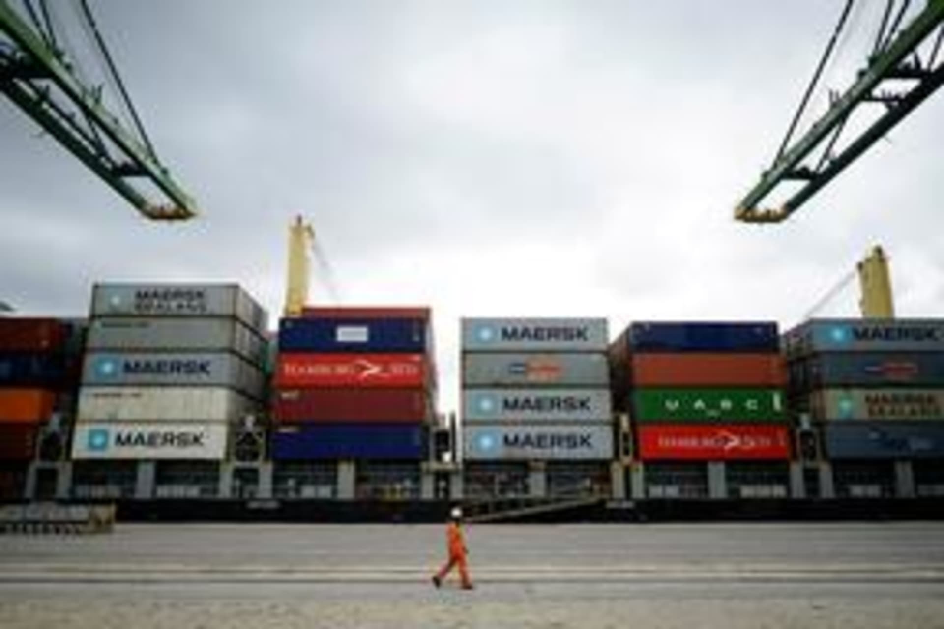 Photo of Shipping Containers at the Port of Mariel