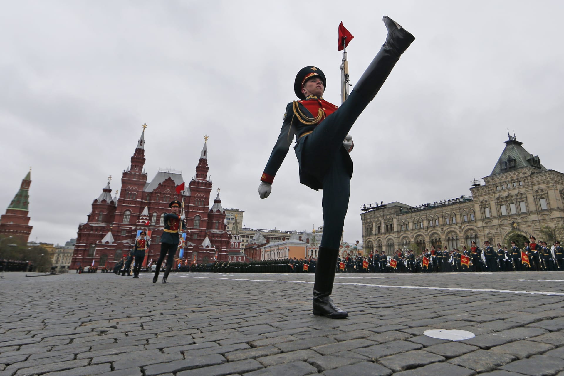 <p>Russian servicemen march prior to the Victory Day military parade marking the World War II anniversary at Red Square in Moscow on May 9, 2017.</p>