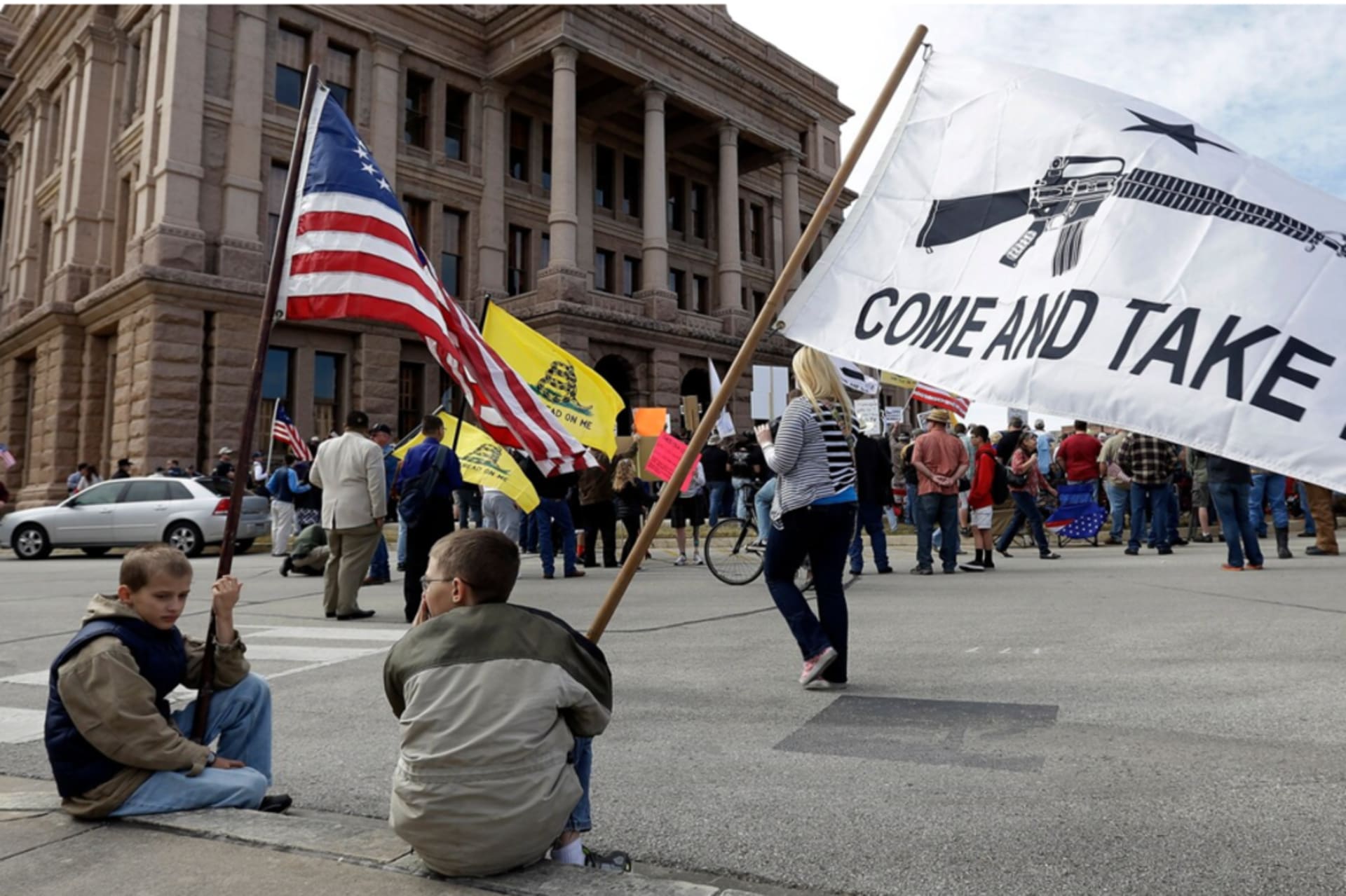 <p>Gun rights supporters gather at Guns Across America rally at the Texas Capitol on Jan. 19, 2013</p>
