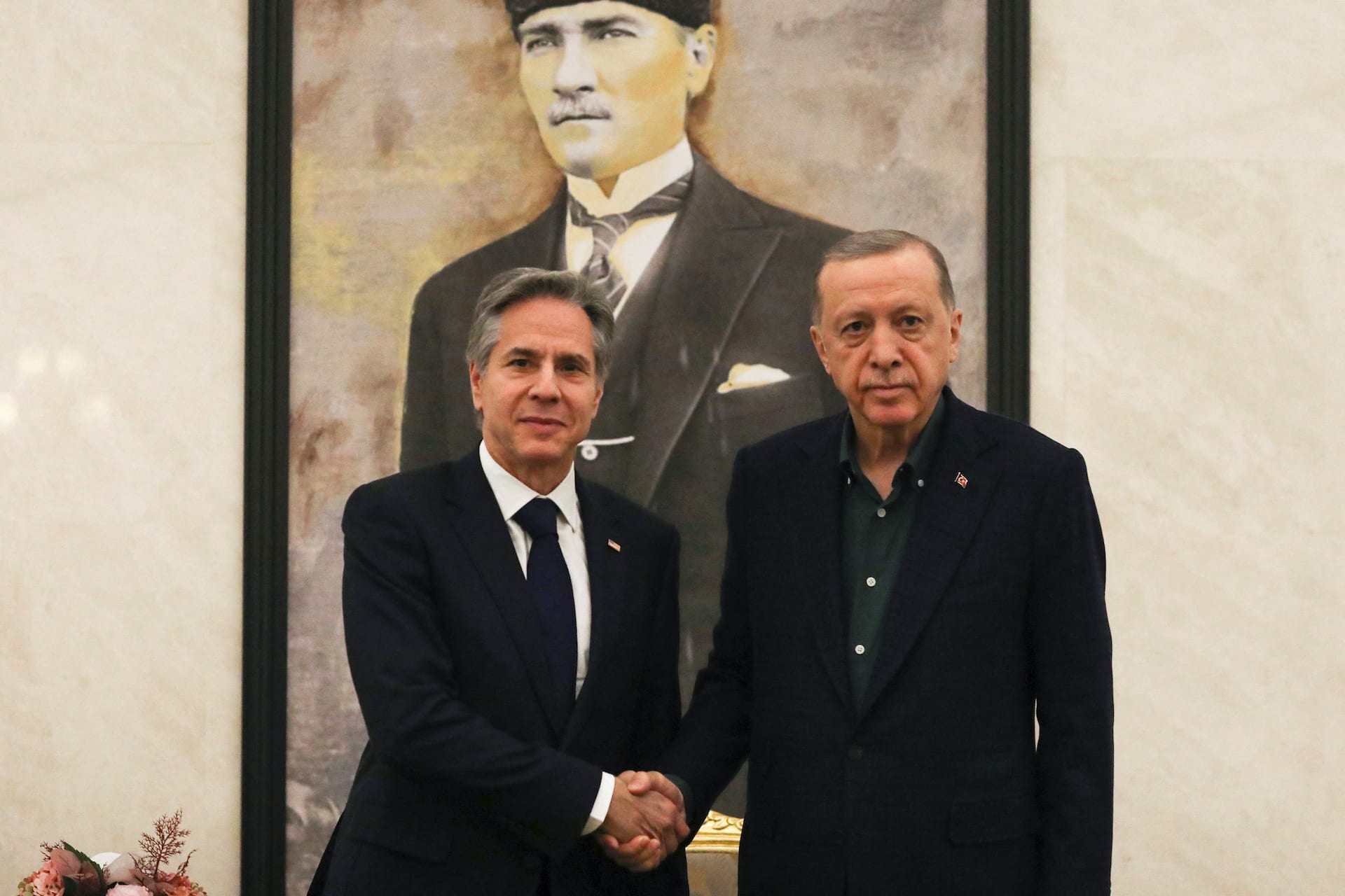 <p>U.S. Secretary of State Blinken meets with Turkish President Erdogan in Ankara.</p>