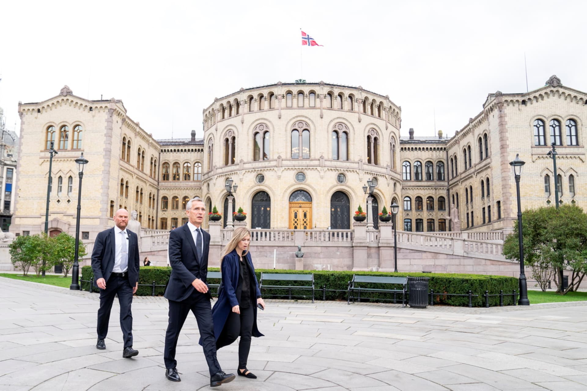 <p>Jens Stoltenberg through Oslo.</p>