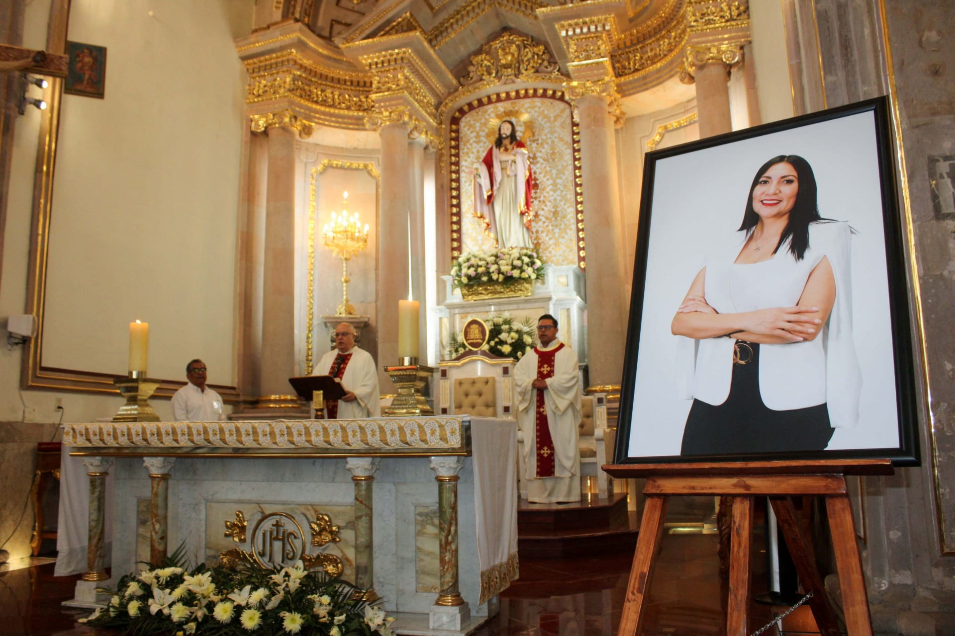 Photo of funeral mass for former mayoral candidate Gisela Gaytan