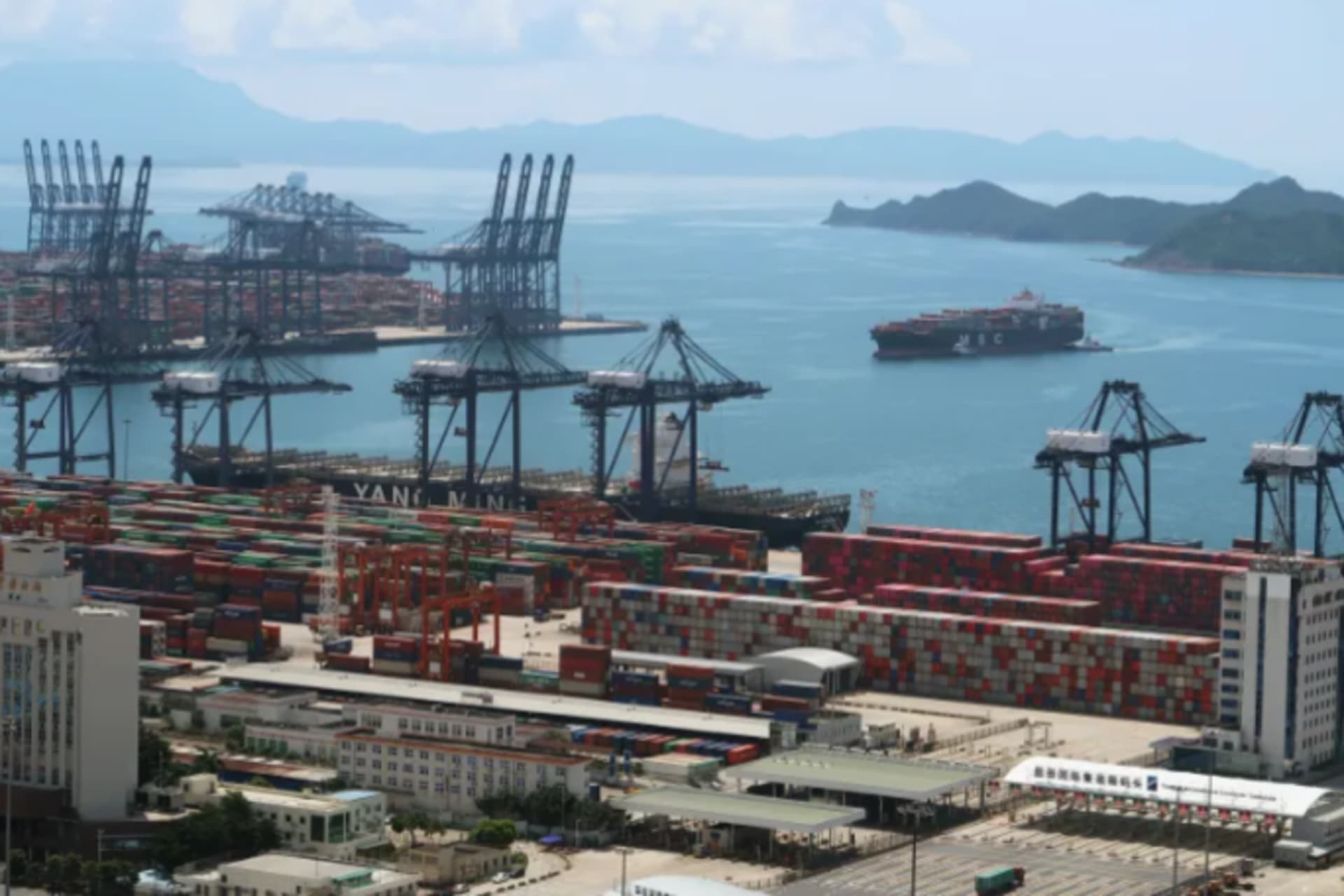 <p>A port in Shenzhen, China, May 2020</p>
