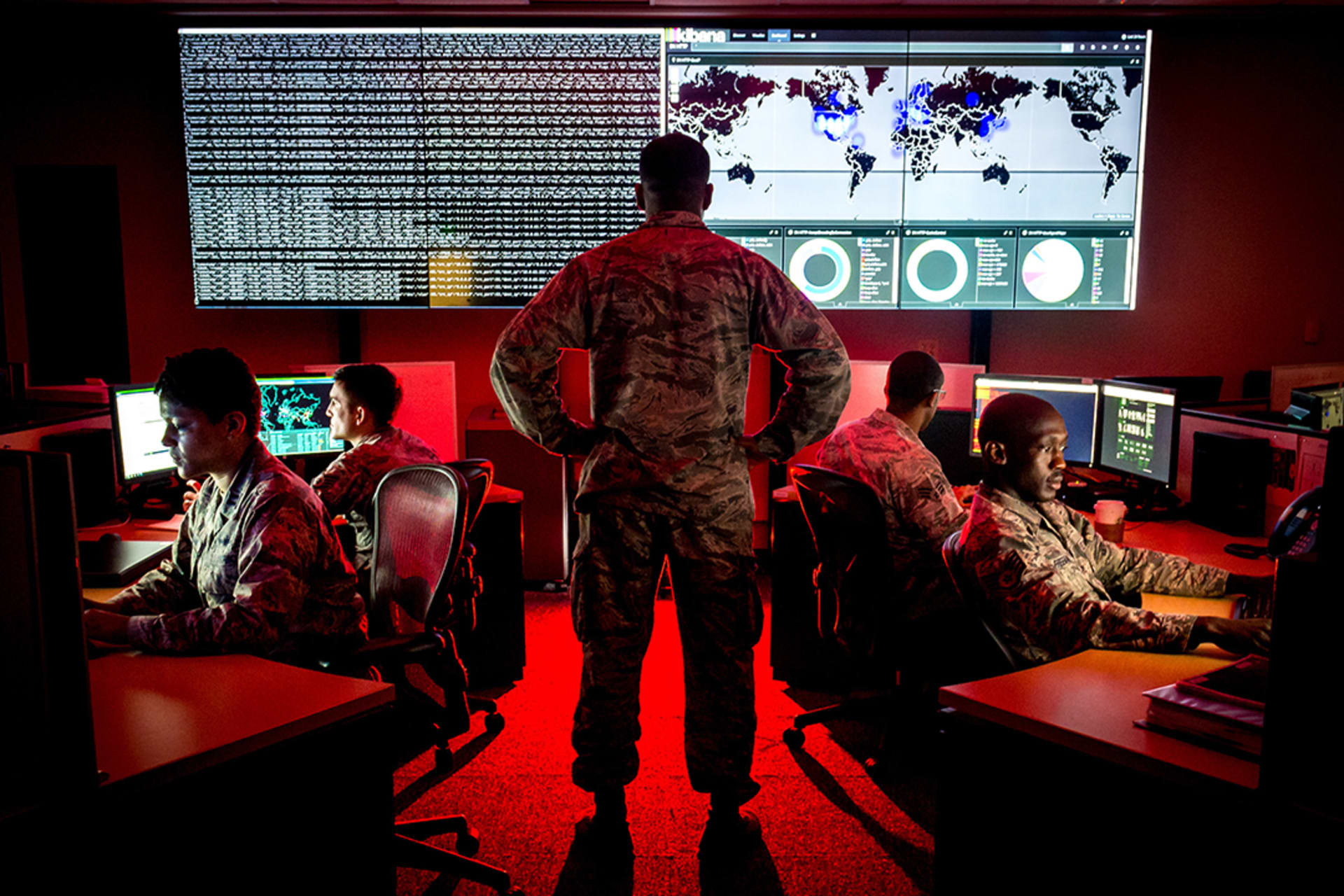 <p>Cyberwarfare specialists serving with the 175th Cyberspace Operations Group of the Maryland Air National Guard engage in weekend training at Warfield Air National Guard Base, Middle River, Maryland, June 3, 2017.</p>
