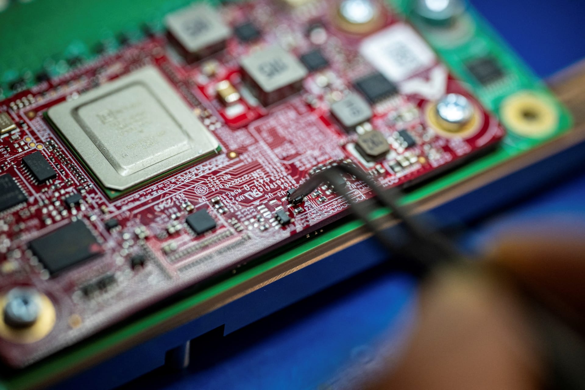 Amazon artificial intelligence processors in a lab in Austin