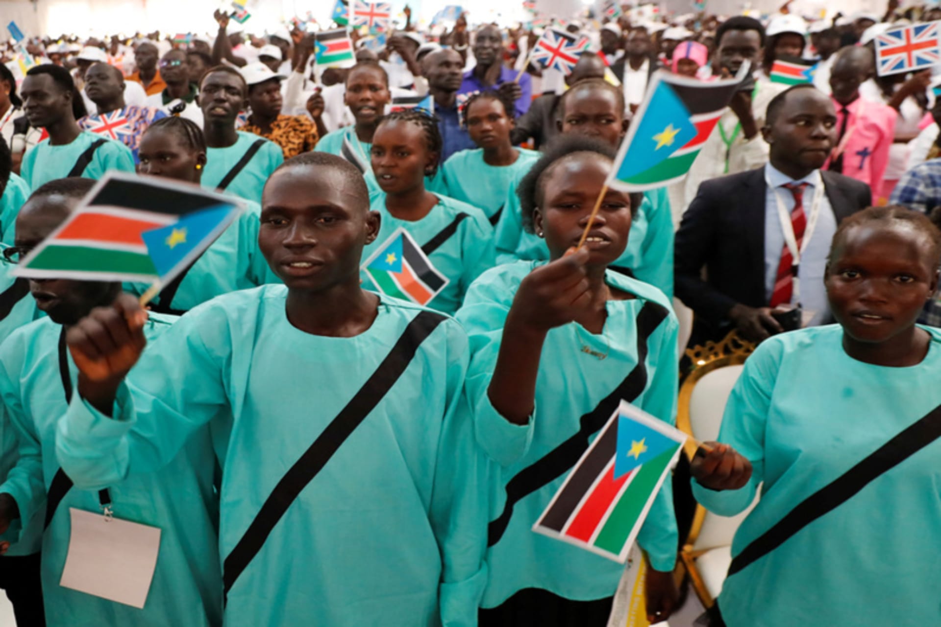 <p>Internally displaced persons react as Pope Francis arrives to meet them at the Freedom Hall during his apostolic journey, in Juba, South Sudan, February 4, 2023.</p>

