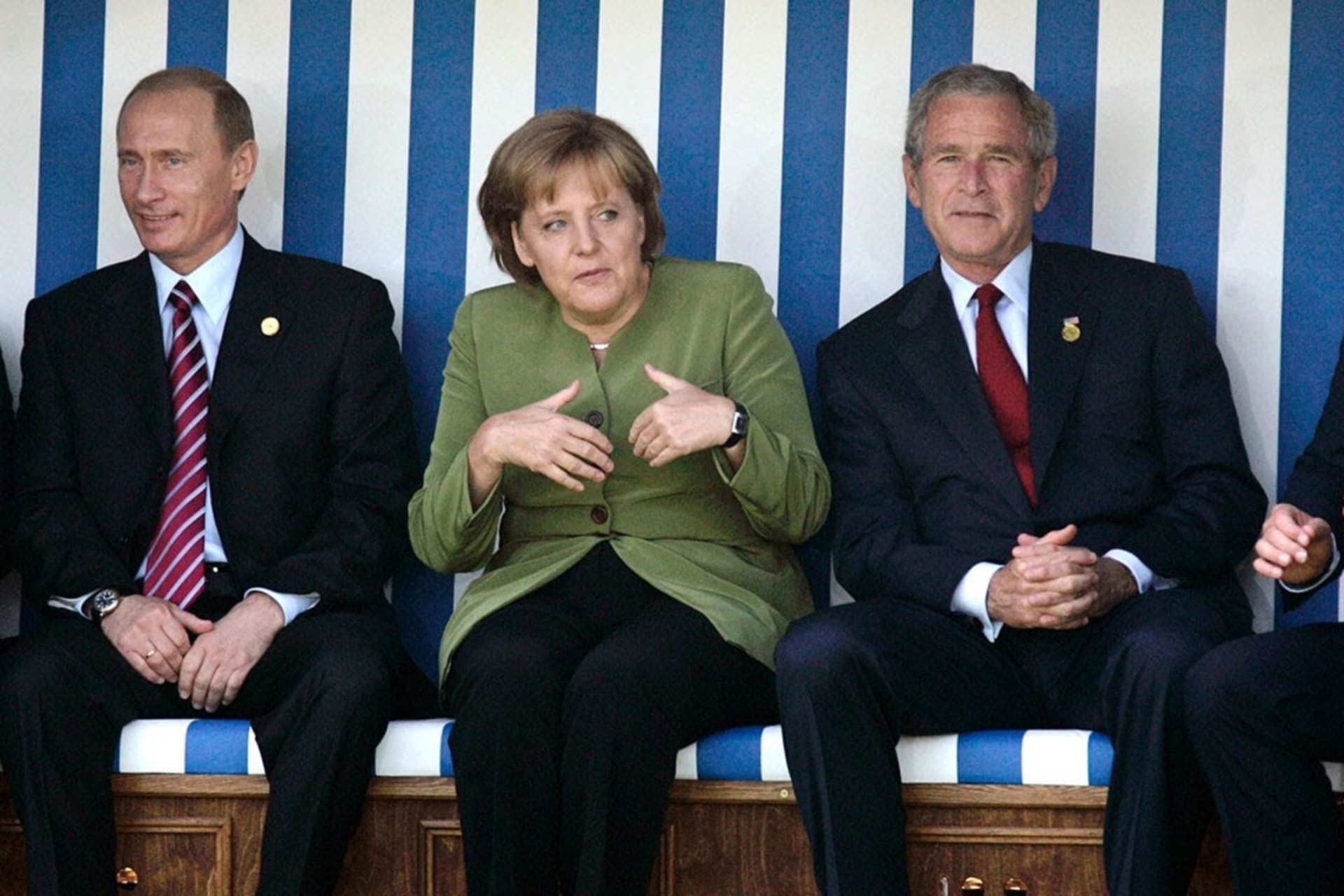 George Bush with European leaders