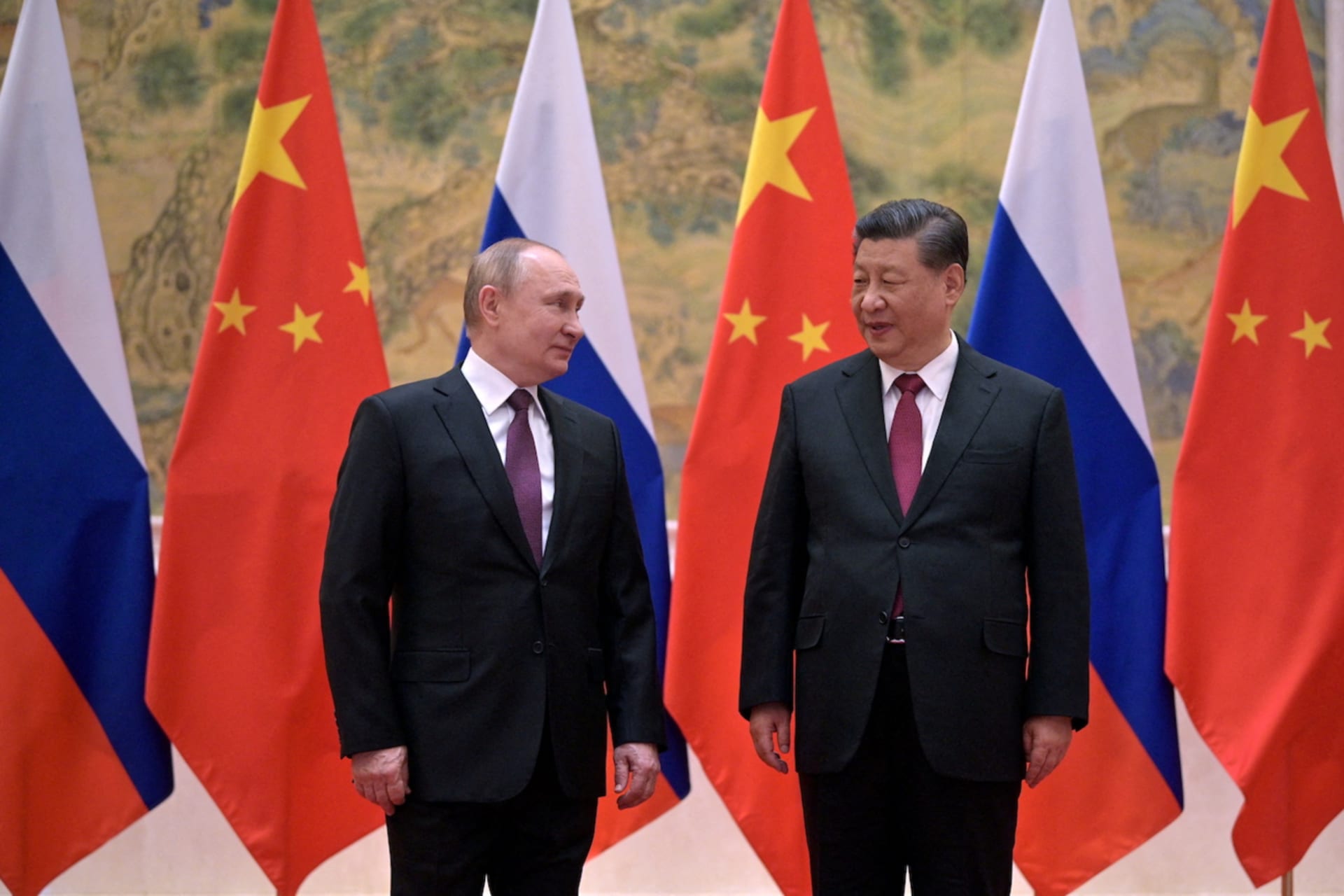 China’s Russia Dilemma Image