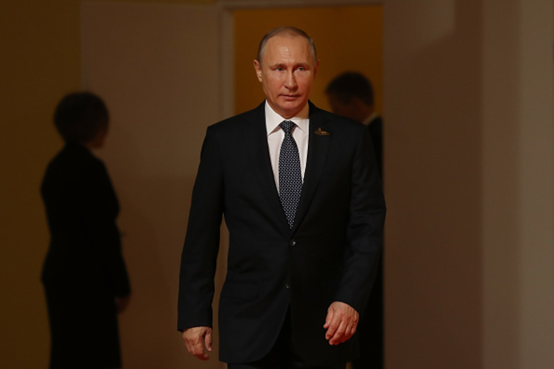 How to deal with Russia - Putin