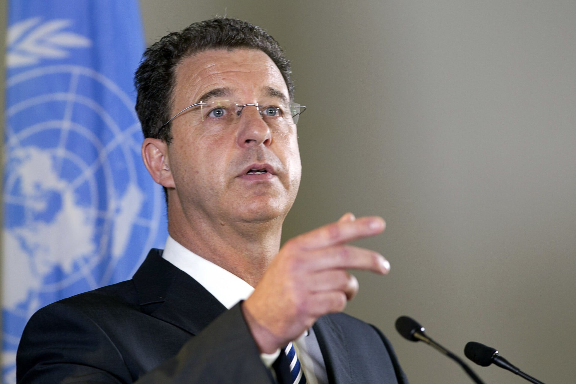 <p>Serge Brammertz, the main prosecutor of the International Criminal Tribunal for the former Yugoslavia (ICTY), attends a news conference on the charges against former Bosnian-Serb general Ratko Mladic, in The Hague June 1, 2011</p>
