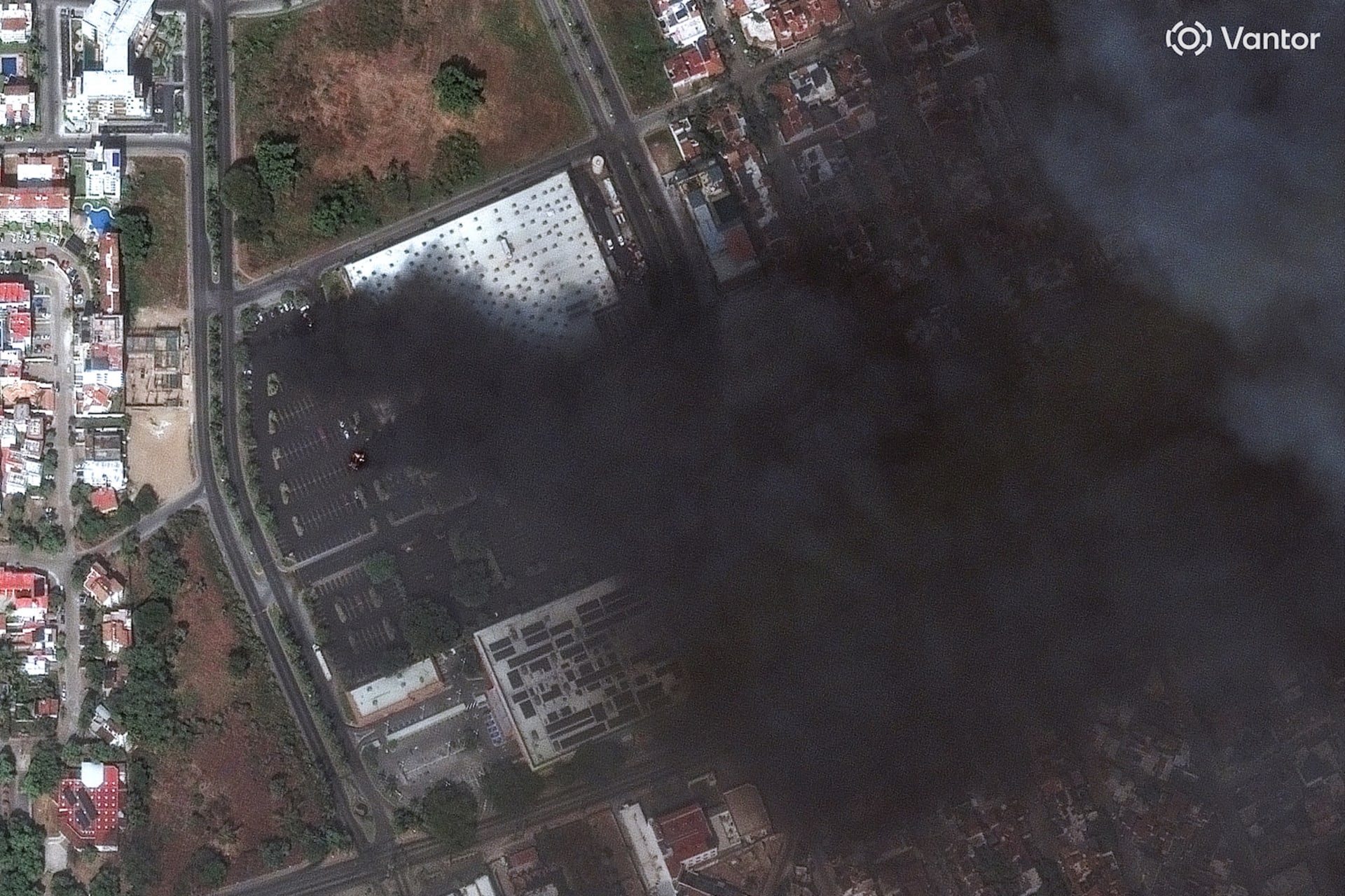 Black smoke rises over Mexico's Puerto Vallarta after 'El Mencho' killed