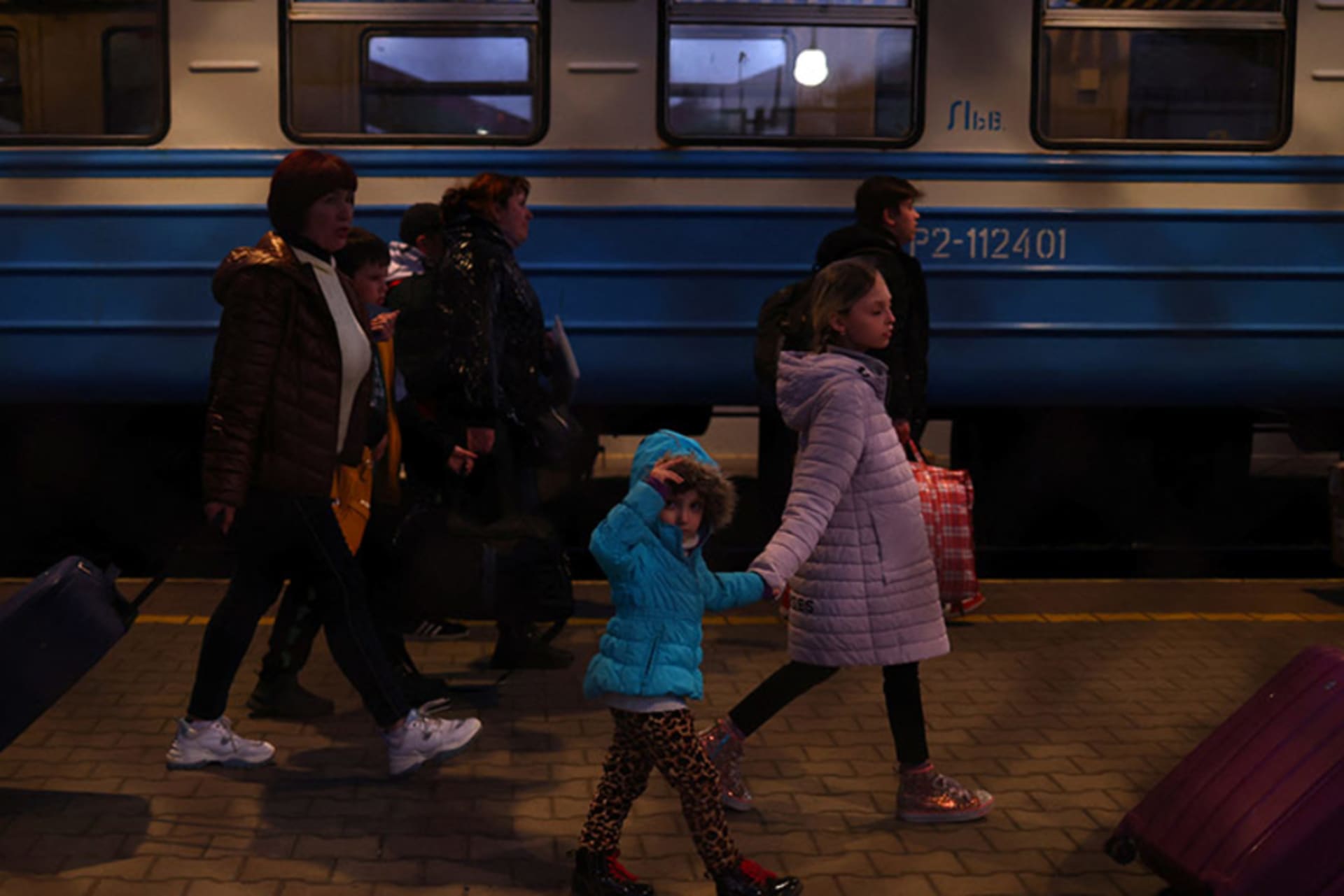 Ukrainian Refugees Fleeing West