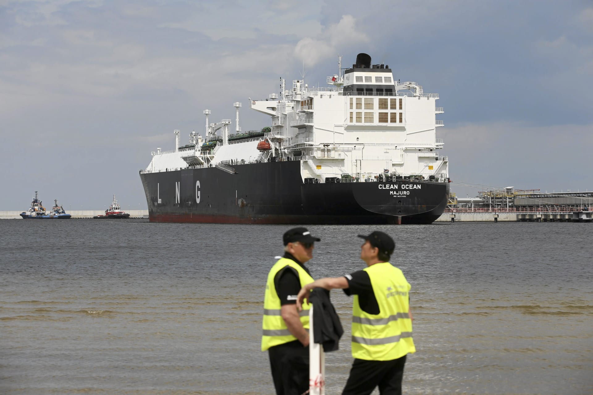 <p>The liquefied natural gas tanker “Clean Ocean” is pictured during the first U.S. delivery to LNG terminal in Swinoujscie, Poland, June 8, 2017.</p>
