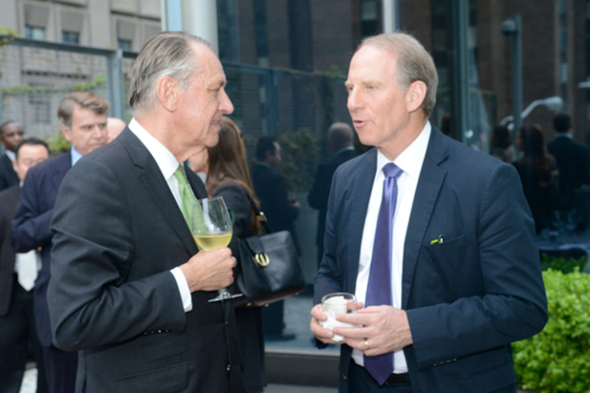 <p>Richard Haass converses with keynote speaker Jan Eliasson, deputy-secretary-general of the United Nations, during the Council of Councils Third Annual Conference (Don Pollard).</p>
