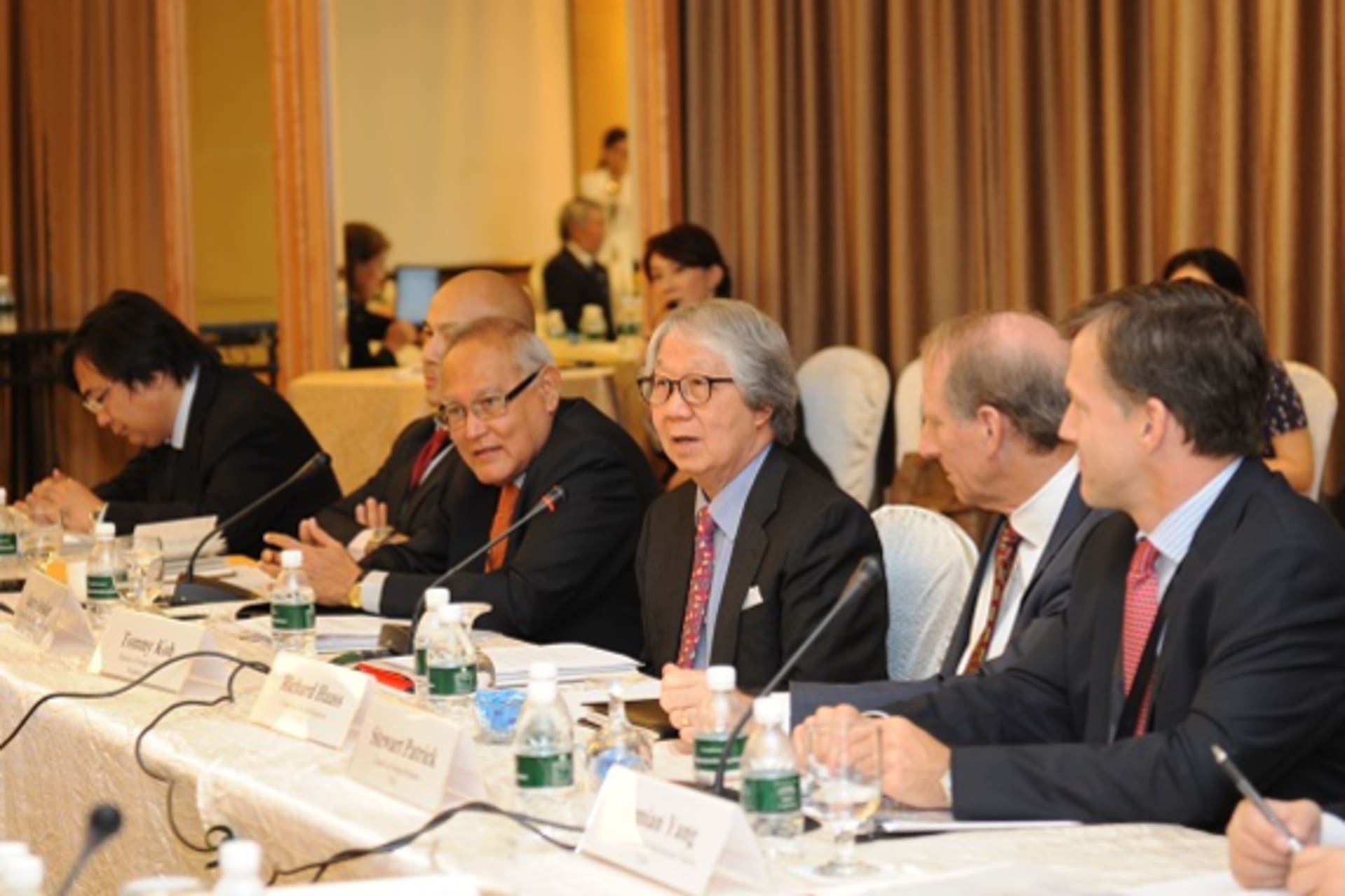 <p>Professor Tommy Koh (Ambassador-at-Large, Ministry of Foreign Affairs, Singapore) delivers a speech during the CoC First Regional Conference (William Lam).</p>
