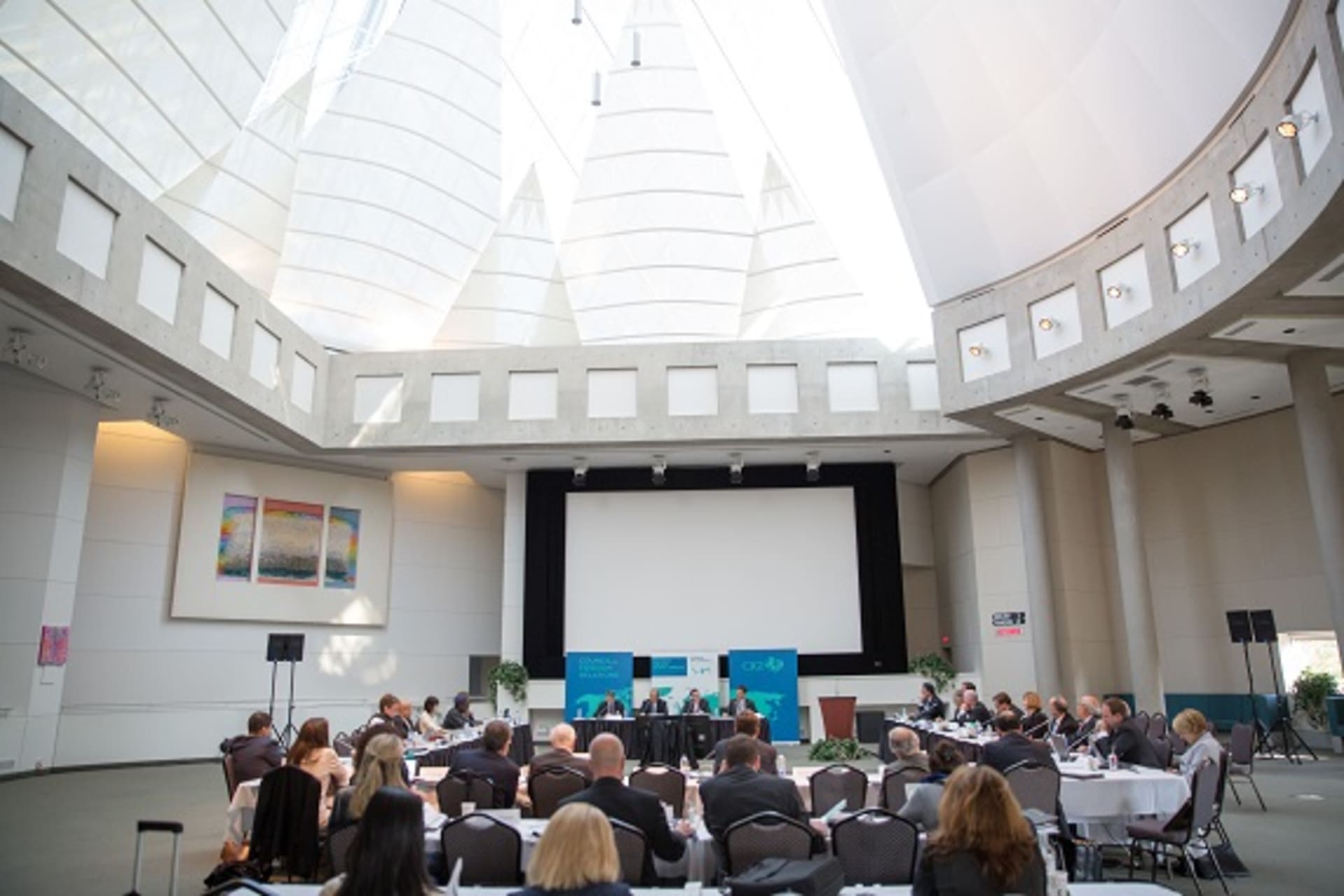 <p>Panelists and participants at the fourth session conflict management at the Council of Councils Sixth Regional Conference in Ottawa (Kris Young).</p>