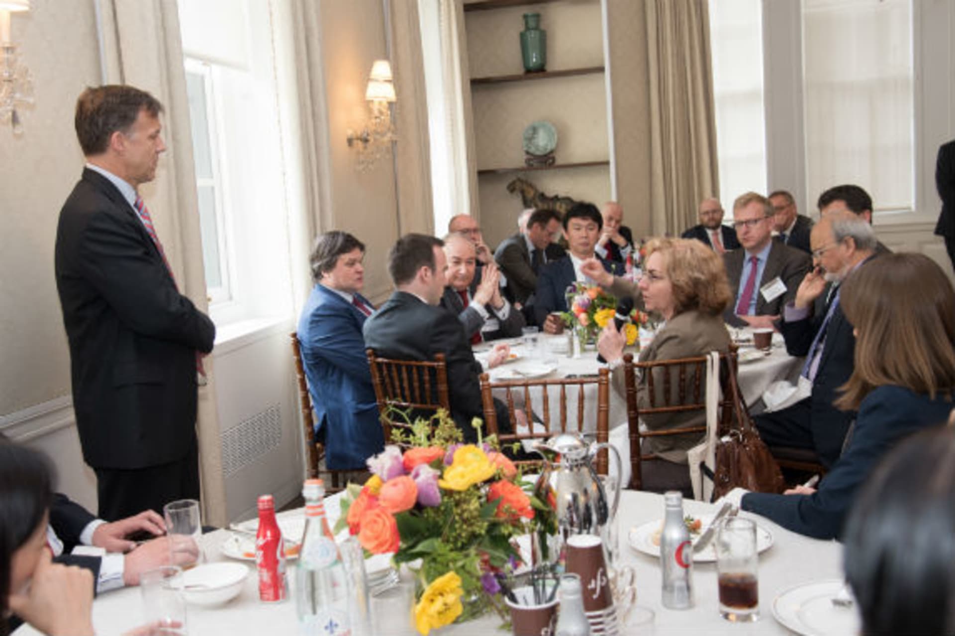 <p>Participants discuss the common challenges policy institutes face (Melanie Einzig).</p>
