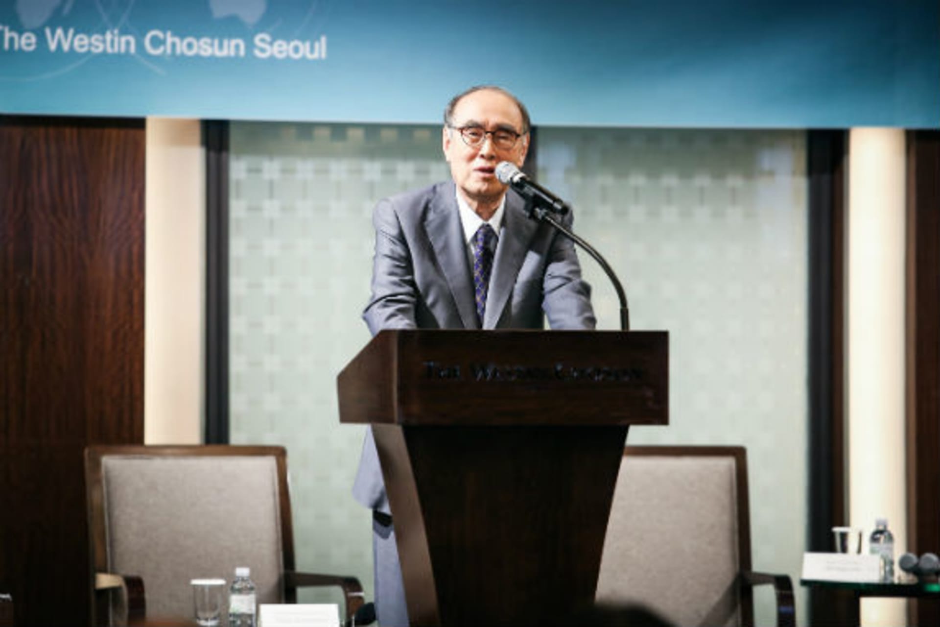 <p>Former Prime Minister Lee Hong-koo gives keynote remarks on the future of Asia’s contested order.</p>