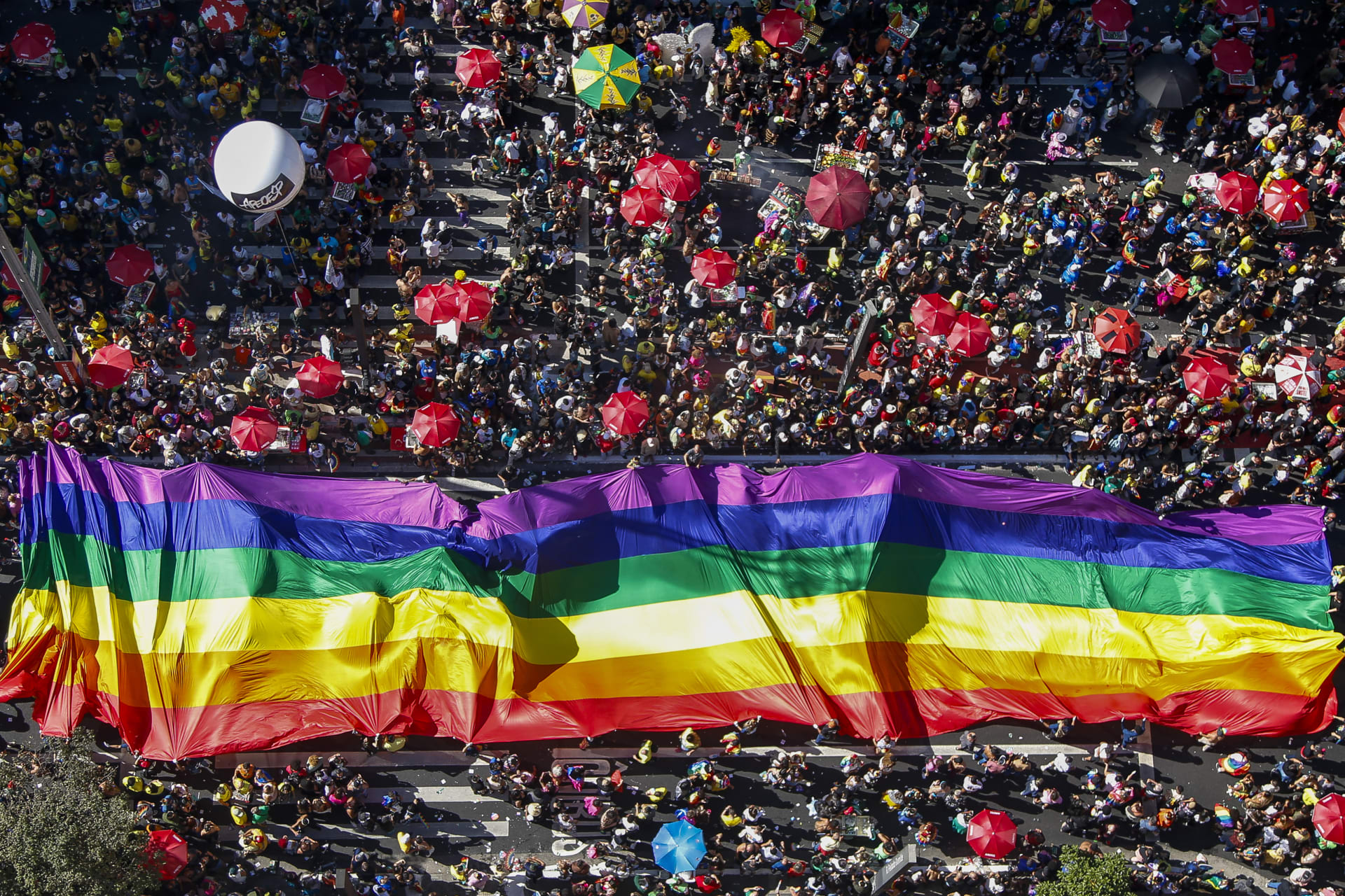 <p>SÀO PAULO: An aerial view shows hundreds of people gathered at the city’s twenty-eighth Gay Pride Parade, on June 2, 2024.</p>
