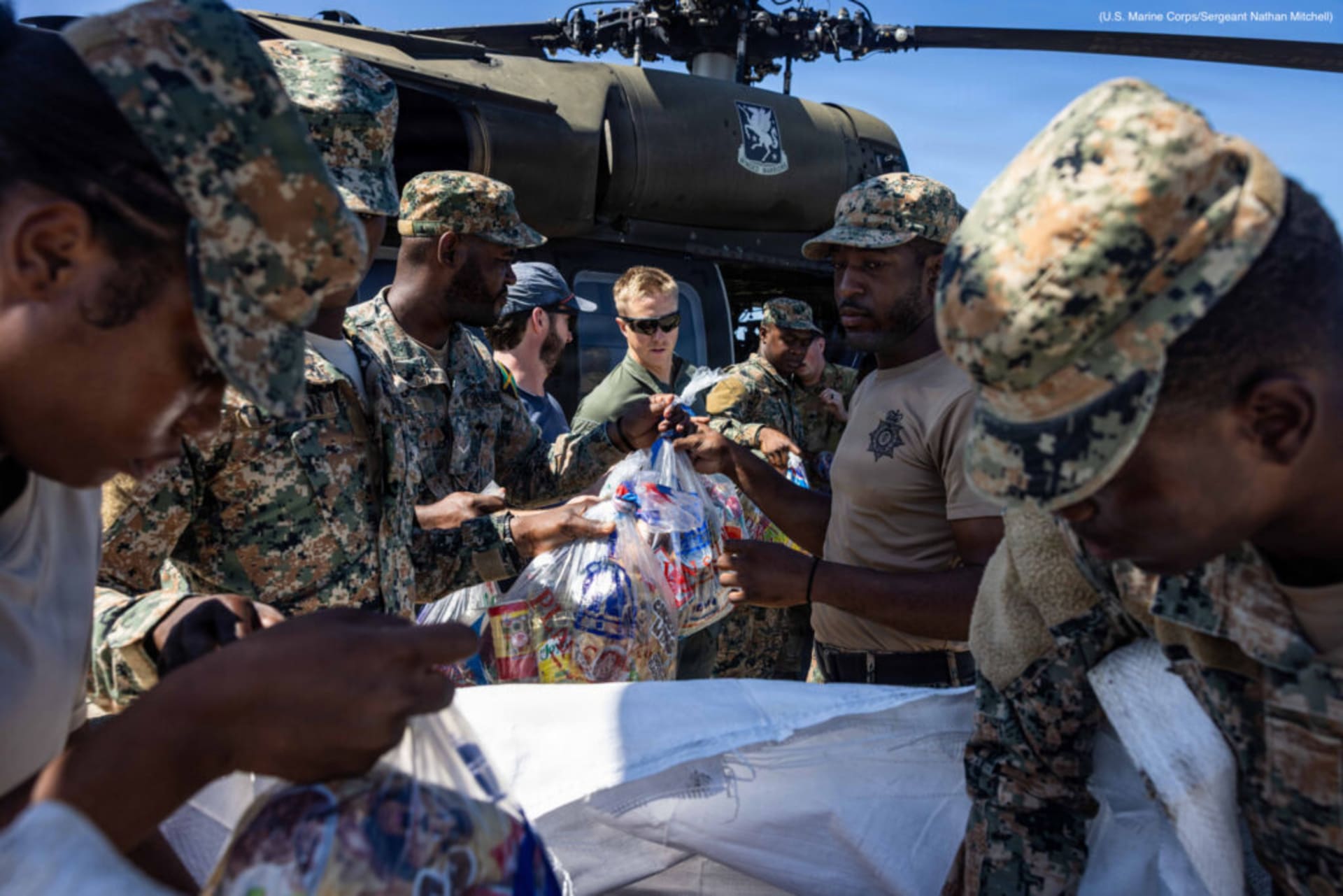 22nd MEU(SOC) | Joint Task Force – Bravo Delivers Food and Water