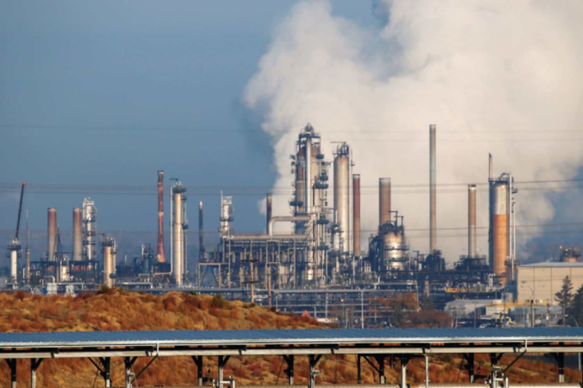 Petrochemical refinery in Edmonton, Canada