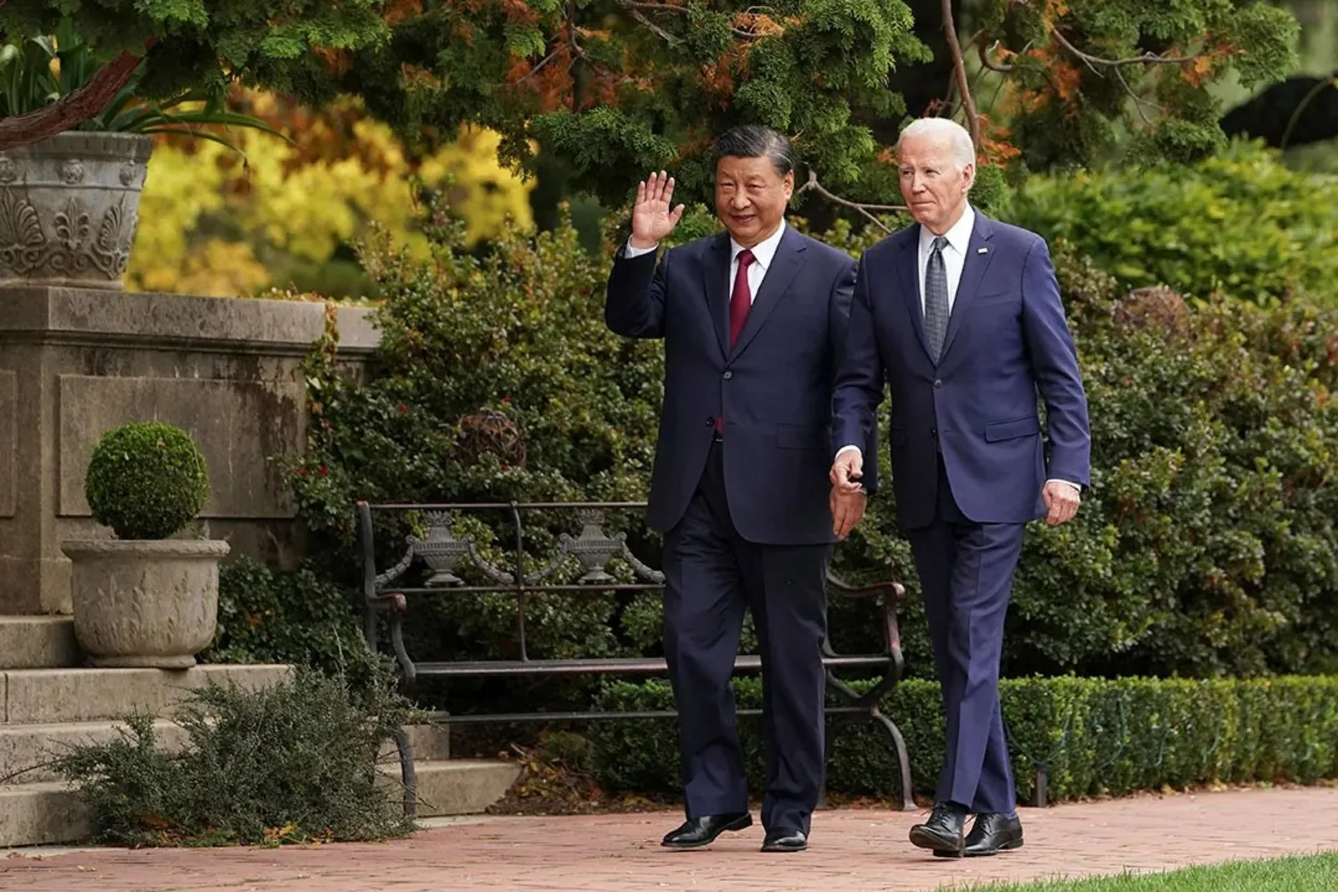 Bide and Xi