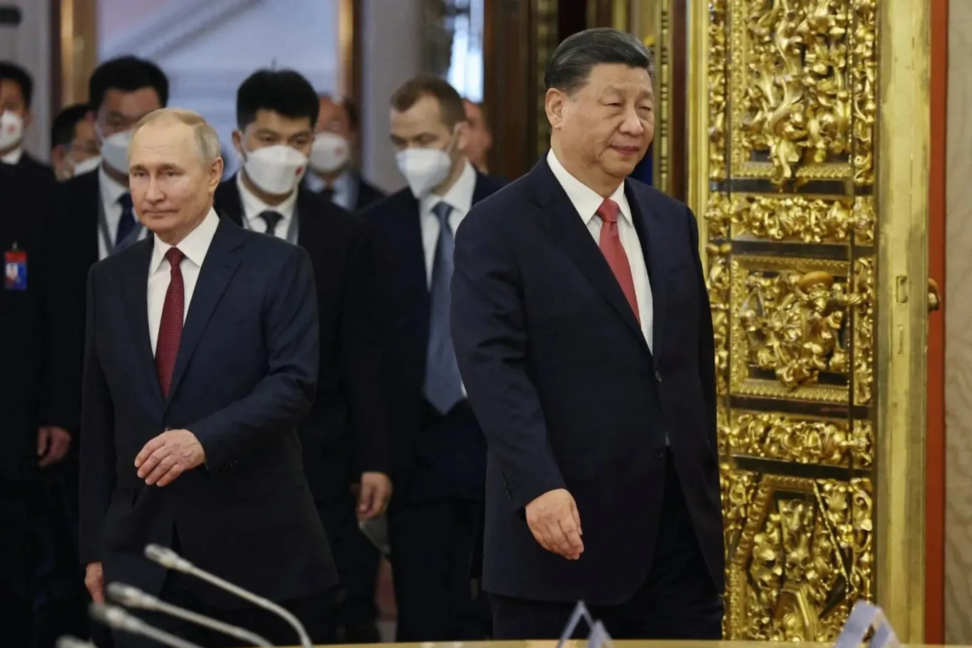Xi Putin men in masks