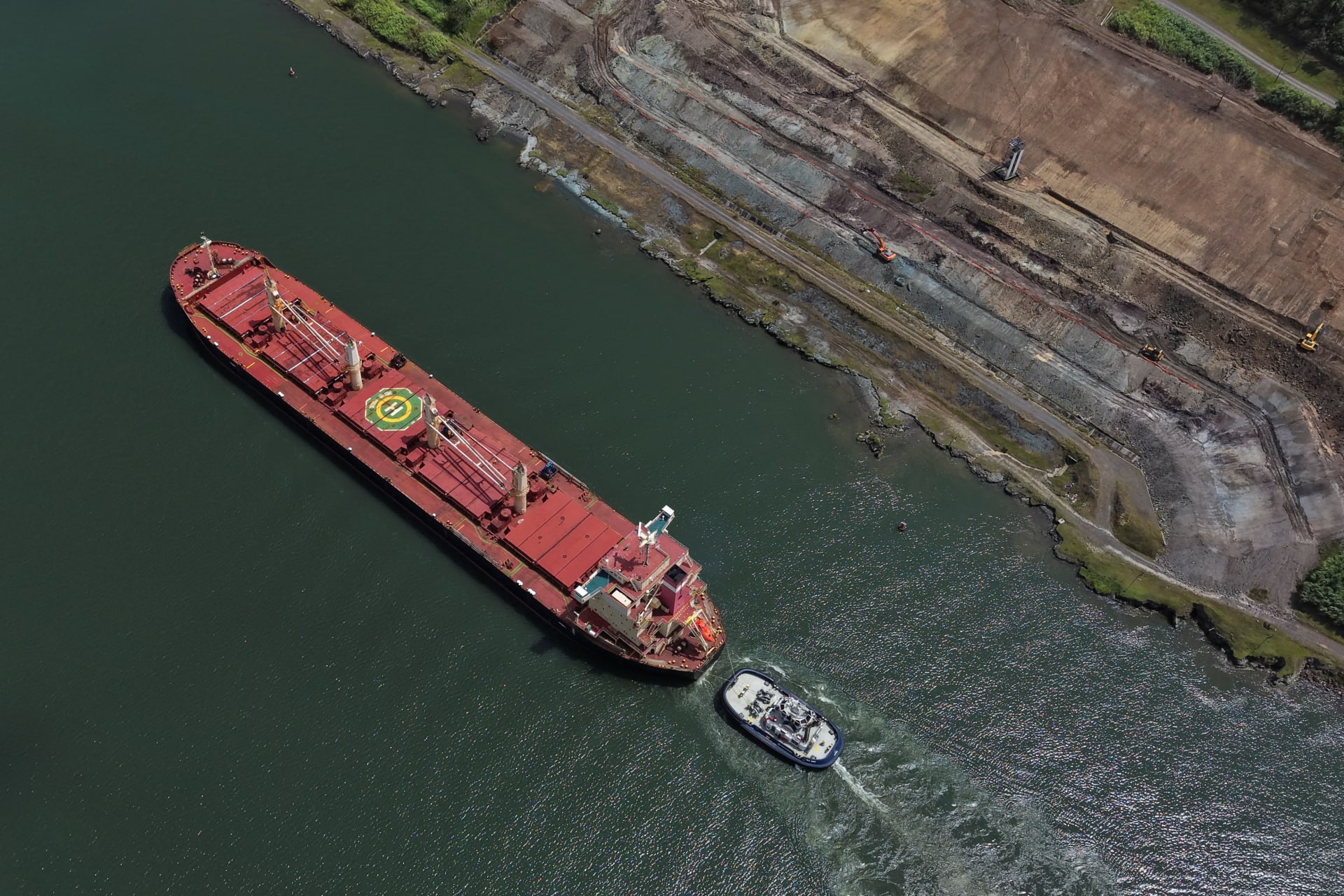 A drone view of the Panamanian‑flagged Crimson Delight vessel sailing through the Panama Canal as the U.S. Federal Maritime Commission (FMC) said on Thursday it is closely monitoring a surge in detentions of Panama‑flagged vessels in China, a development that appears linked to a Panama court ruling against Hong Kong‑based CK Hutchison, in Gamboa, Panama, March 27, 2026. Enea Lebrun/Reuters.