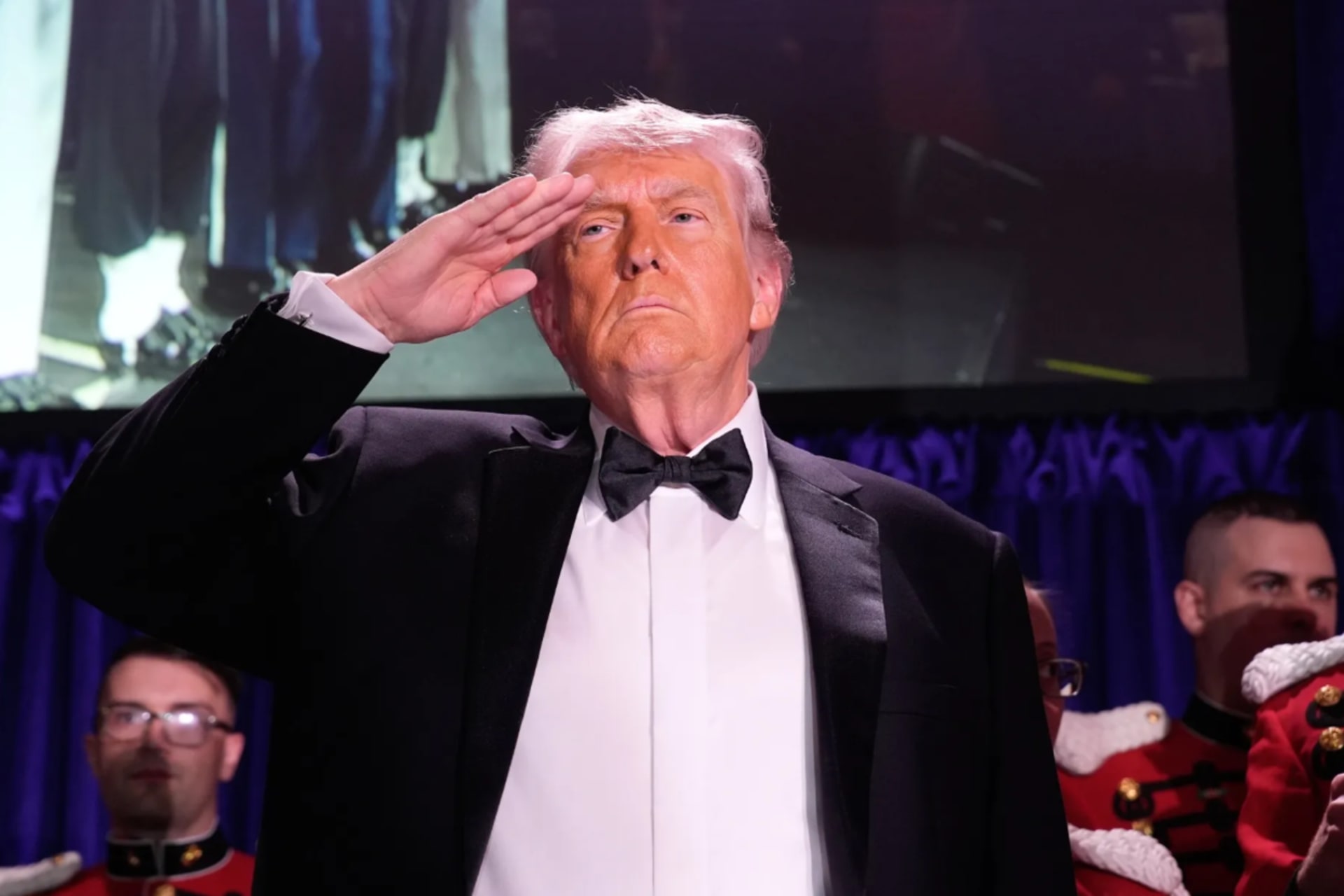 Trump Salute Bloomberg