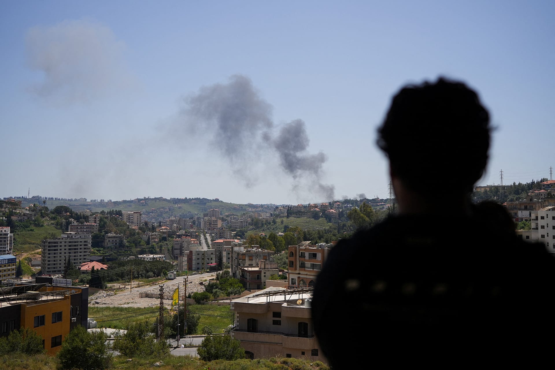 <p>Smoke rises following an Israeli strike in Kfar Tebnit, Lebanon, May 11, 2026. </p>
