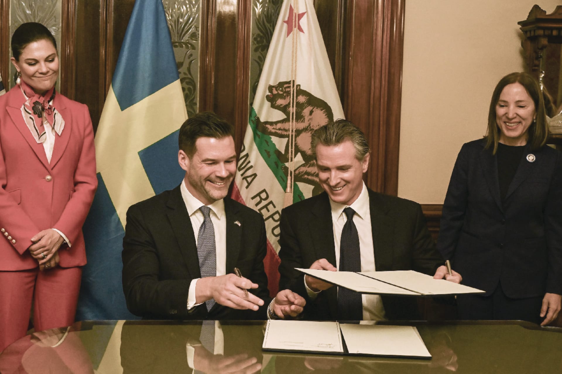 California’s Governor Gavin Newsom and Sweden's Minister for International Development Cooperation and Foreign Trade Johan Forssell signed a renewed climate partnership, reaffirming California's commitment to international climate collaboration, in Sacram