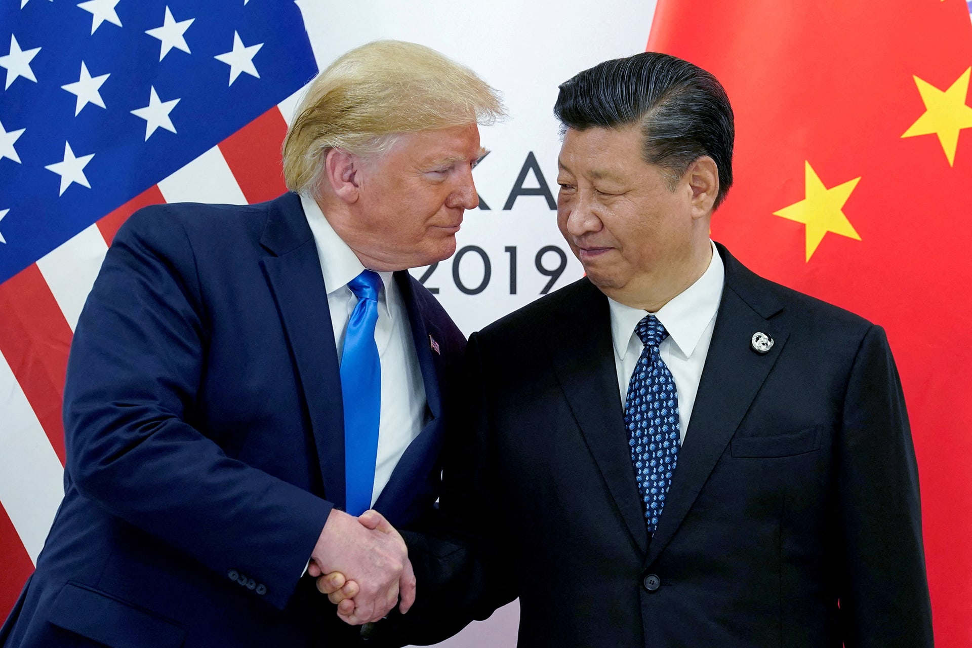<p>U.S. President Donald Trump meets with China’s President Xi Jinping at the start of their bilateral meeting at the G20 leaders summit in Osaka, Japan, June 29, 2019. </p>
