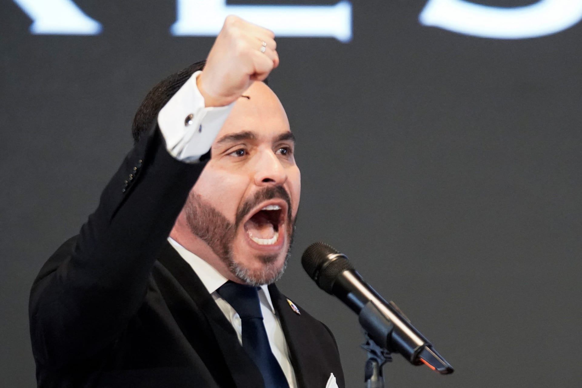 President-elect Abelardo de la Espriella shouts into a microphone