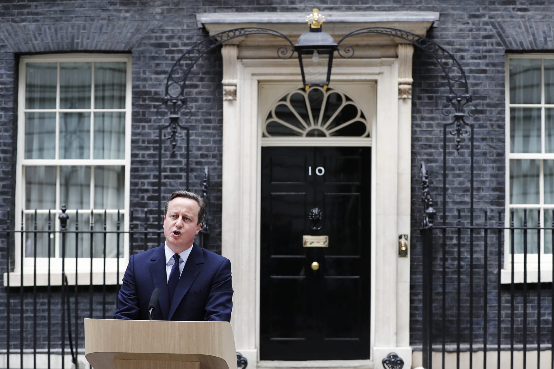 <p>Prime Minister David Cameron speaks about the EU referendum outside 10 Downing Street in London on June 21, 2016.</p>