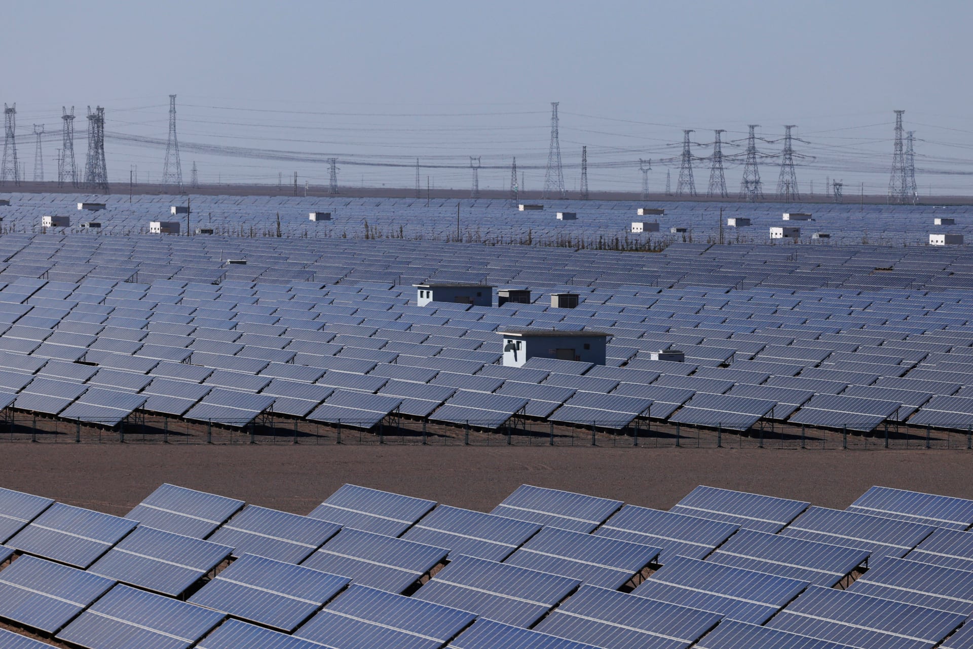 <p>A general view of the solar panels pictured during an organized media tour at the Dunhuang Photovoltaic Industrial Park, in Gansu province, China, October 16, 2024. </p>
