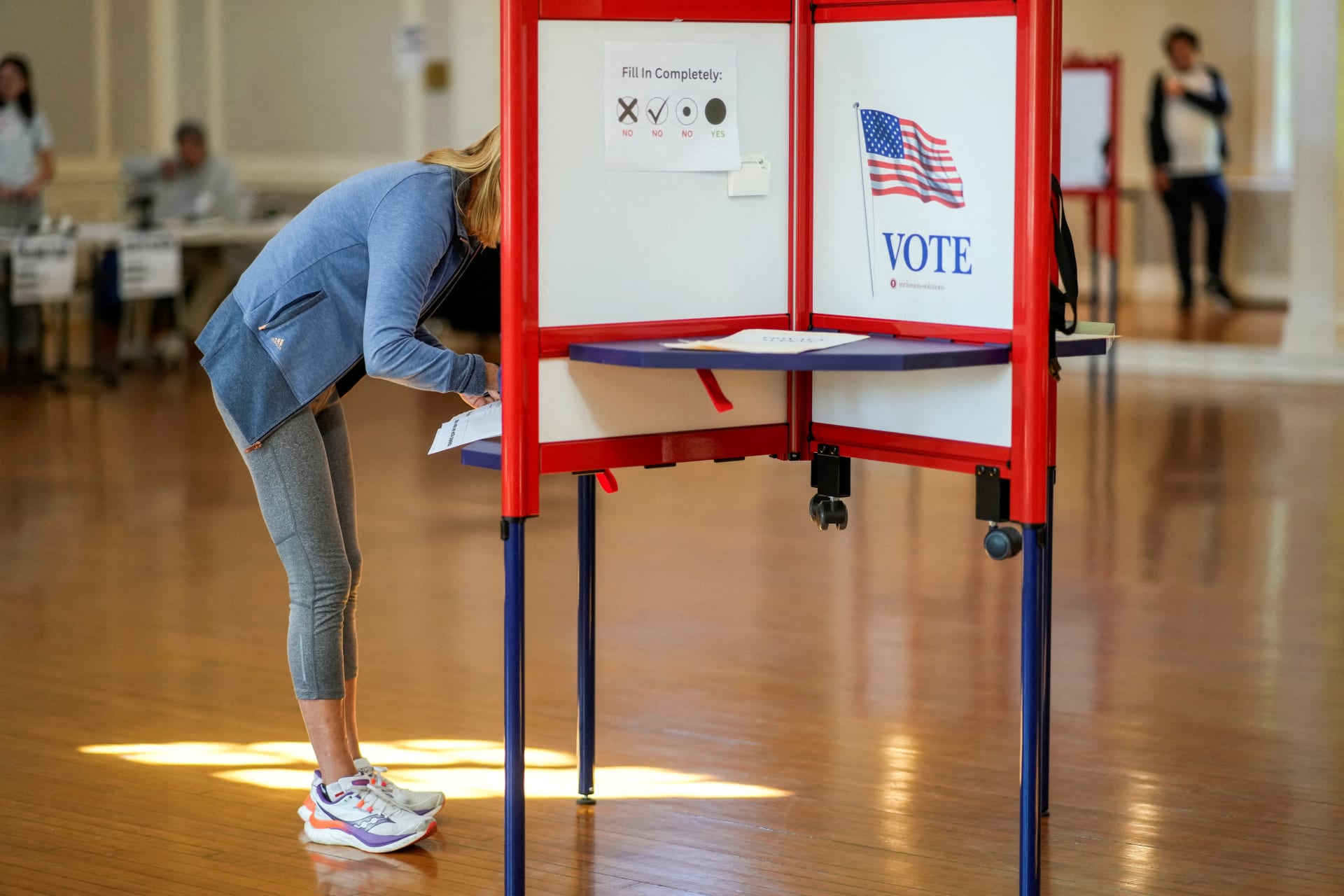 <p>A voter casts a ballot during the New Jersey primary elections for U.S. Congress, June 2, 2026.</p>
