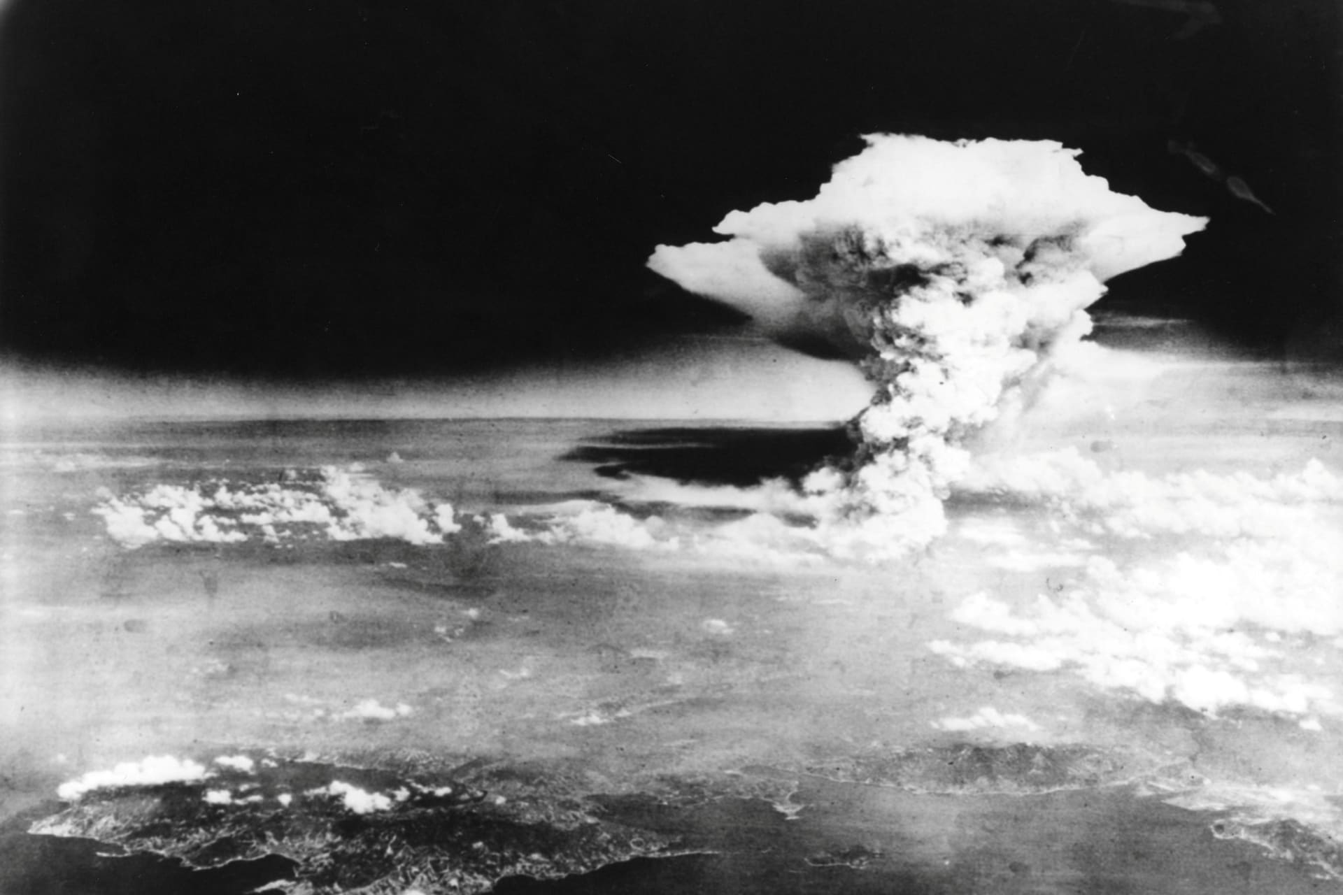 <p>Firestorm cloud formed by the atomic bombing of Hiroshima, August 6, 1945.</p>
