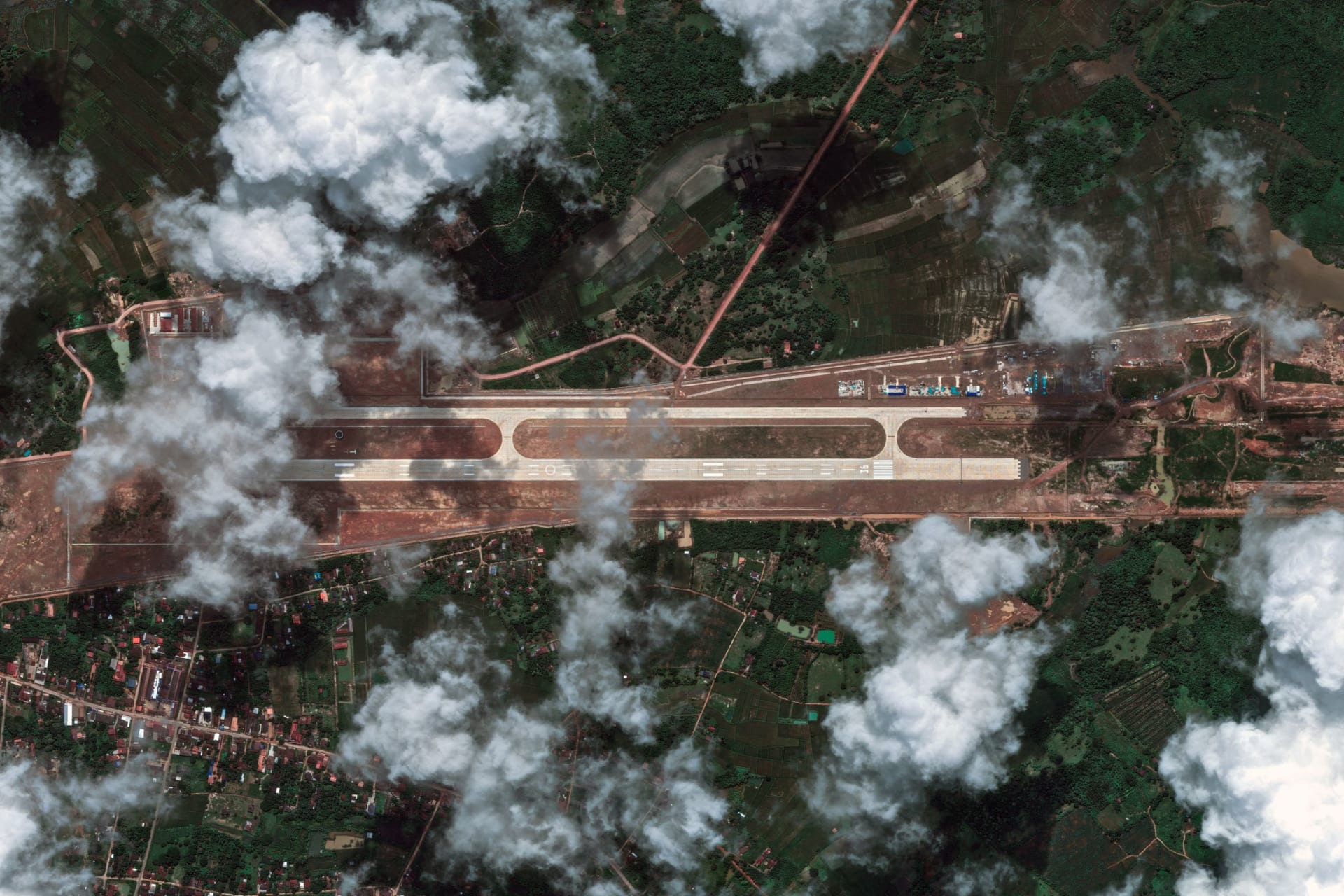 A satellite image shows construction of an airport in Ban Keun, where China’s Ministry of National Defense says it has opened a joint military support and training centre, in Vientiane Province, Laos, September 2, 2026. Vantor/Handout via REUTERS THIS IMAGE HAS BEEN SUPPLIED BY A THIRD PARTY. NO RESALES. NO ARCHIVES. MANDATORY CREDIT. DO NOT OBSCURE LOGO.