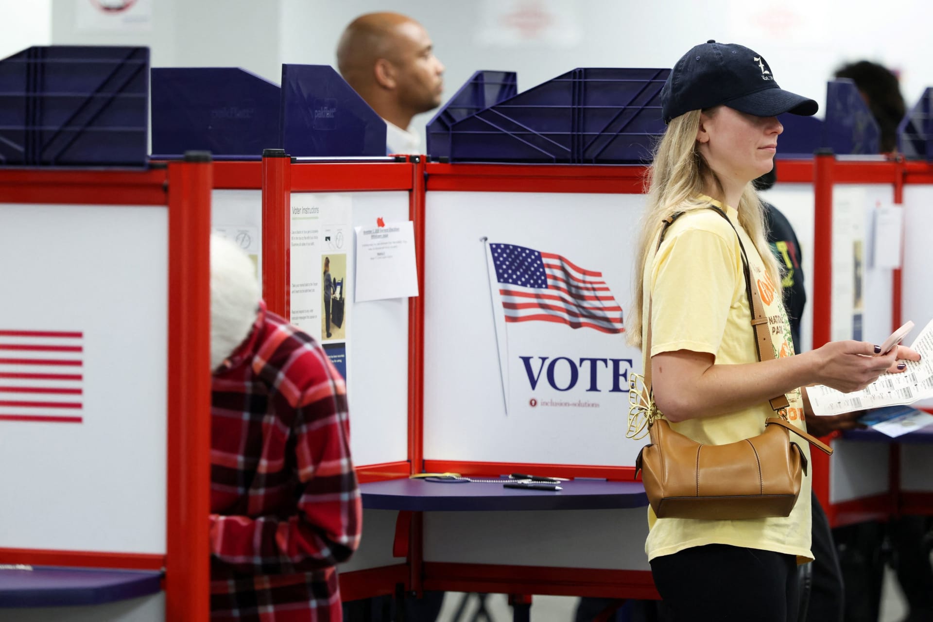 People vote during early voting at the Hamilton County Board of Elections on October 09, 2026 in Norwood, Ohio. U.S. Vice President JD Vance traveled to Ohio to cast his early ballot and campaign for local Republican candidates ahead of the midterm elections.
