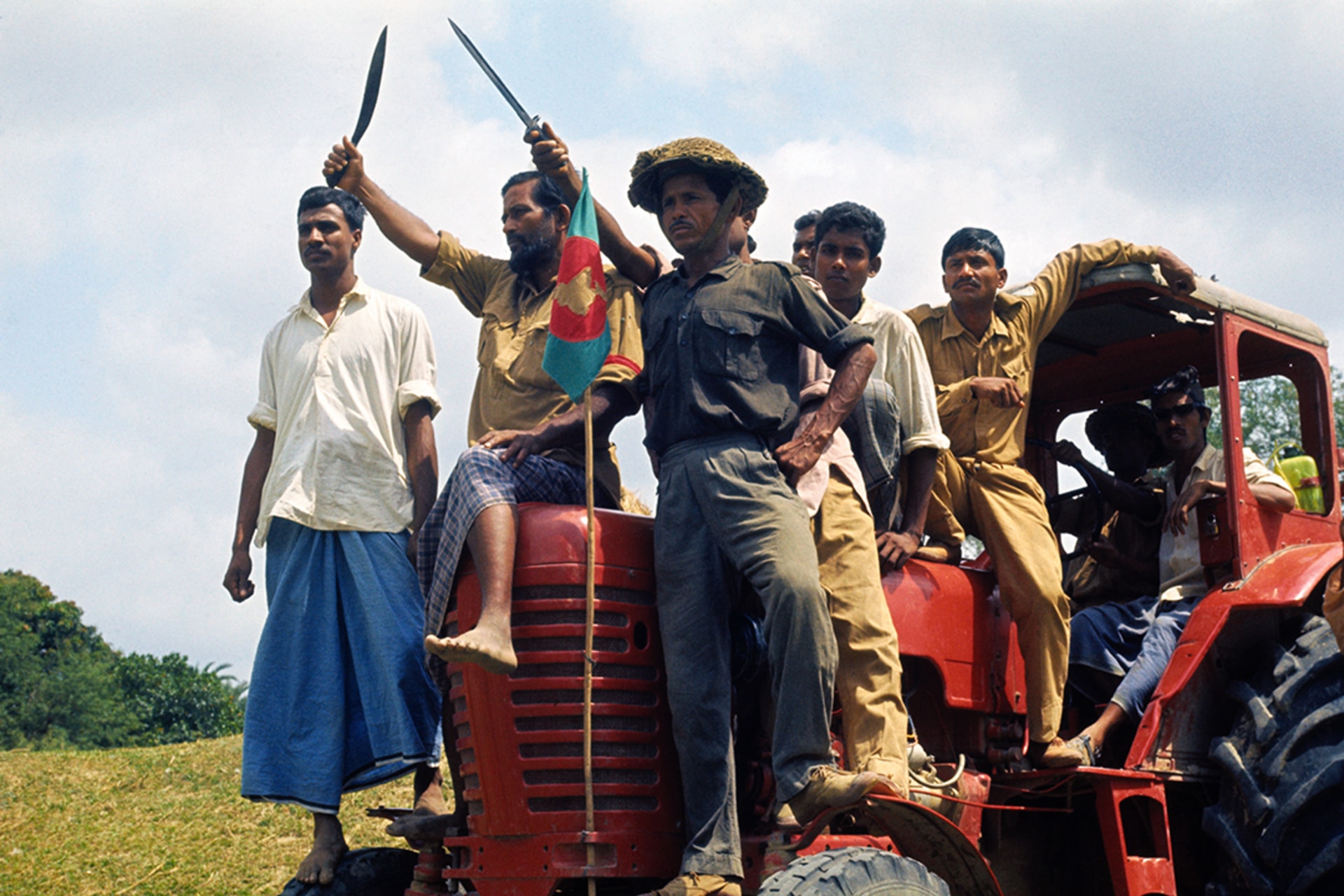 Pakistani citizens demand independence for East Pakistan. Bettmann/Getty Images