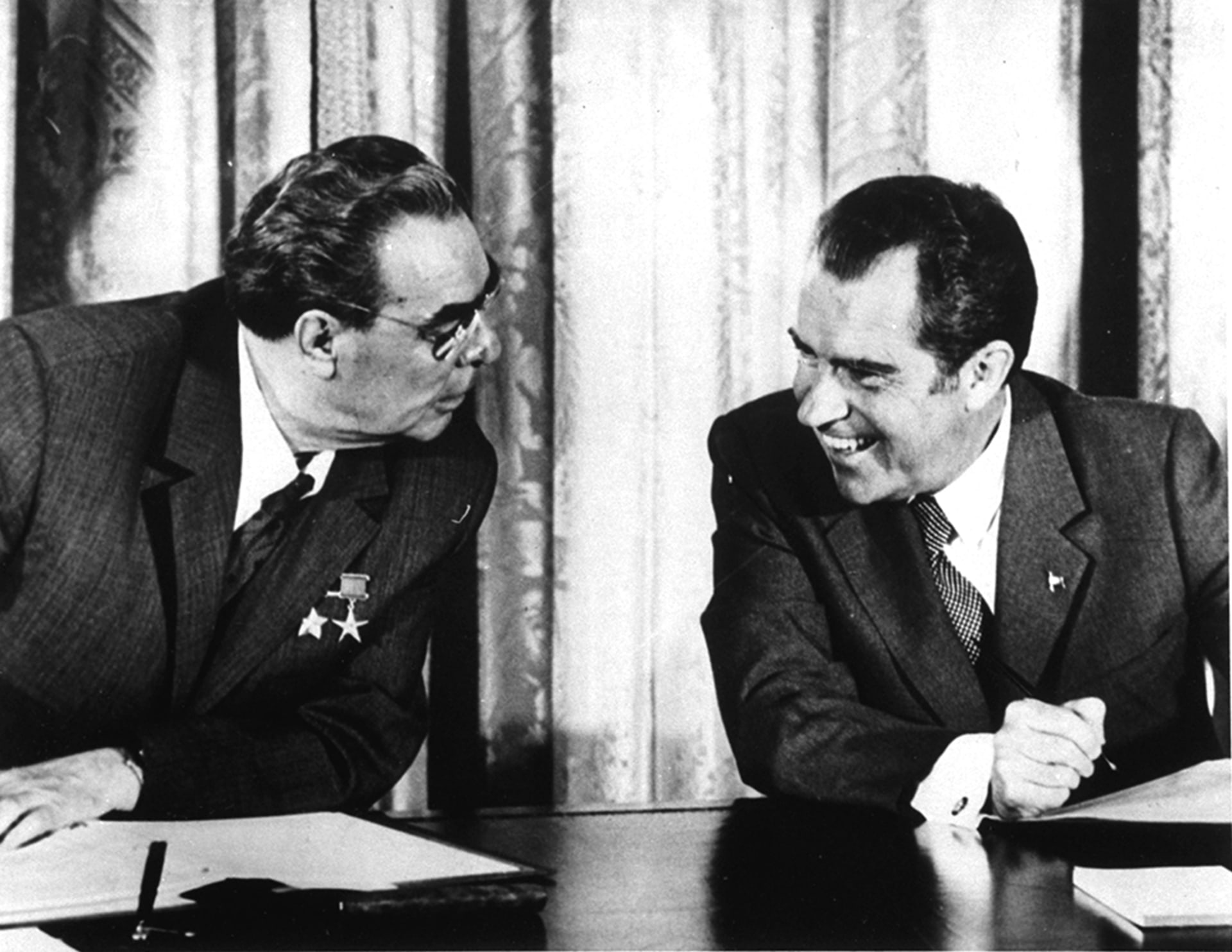 On June 21, 1973, U.S. President Richard Nixon and Soviet leader Leonid Brezhnev pledge to permanently limit their countries’ offensive nuclear arsenals. 
