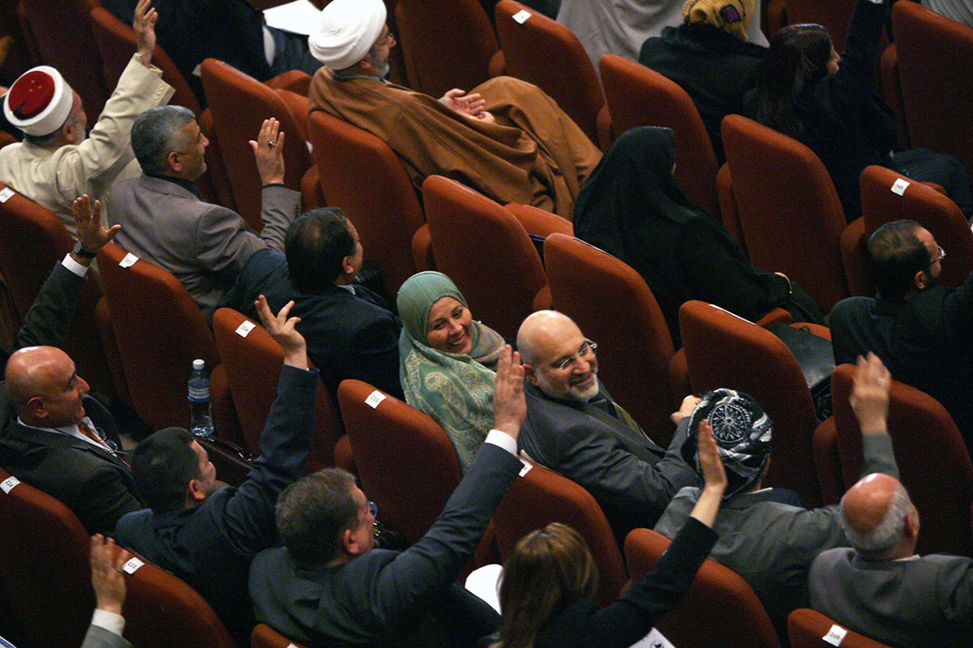 Iraqi lawmakers vote on December 21, 2010.