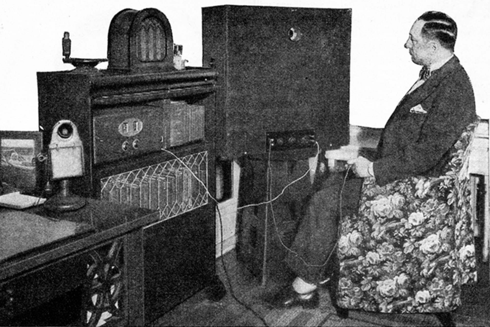 Hugo Gernsback, the editor of Radio News, watches television in his New York apartment, in August 1928.