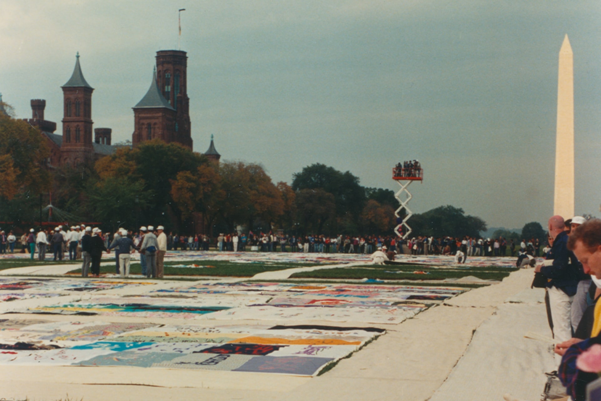 The AIDS Memorial Quilt, which commemorates people who have died of HIV/AIDS-related causes, on display at the National Mall in Washington D.C., on October 11, 1987.