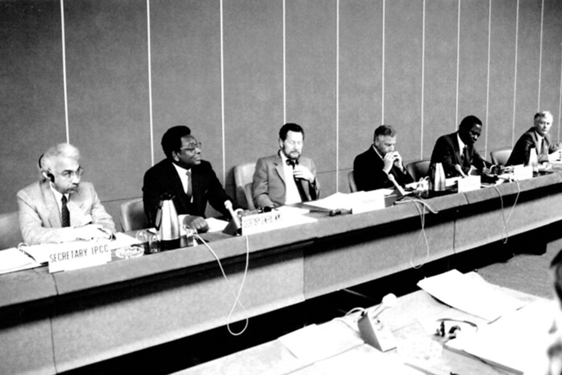 The first session of the Intergovernmental Panel on Climate Change was held in Geneva, Switzerland in November 1988.