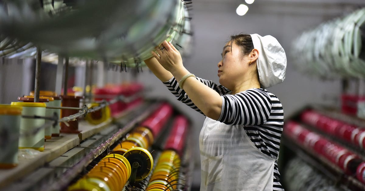 Should the US raise tariffs on Chinese imports?