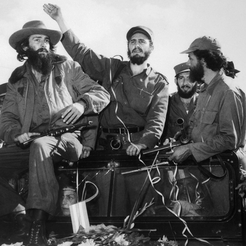 Fidel Castro arrives in Havana after Fulgencio Batista's ouster. 
