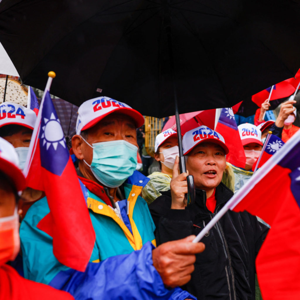 Taiwan’s Pivotal Elections, Apple Battles Regulations, Davos Addresses World Risks, and More pic