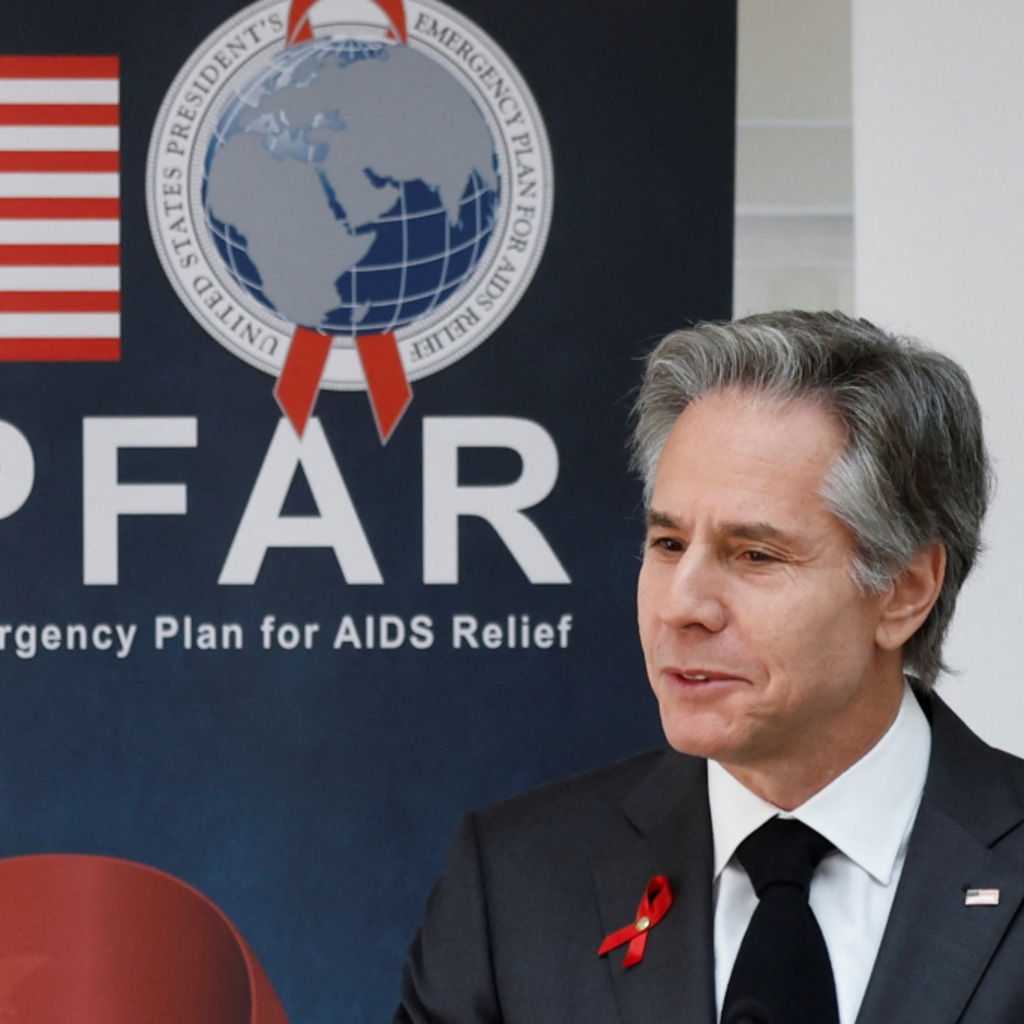 PEPFAR Reauthorization Struggle, Banned Books Week, Slovakia Democracy Test, and More pic