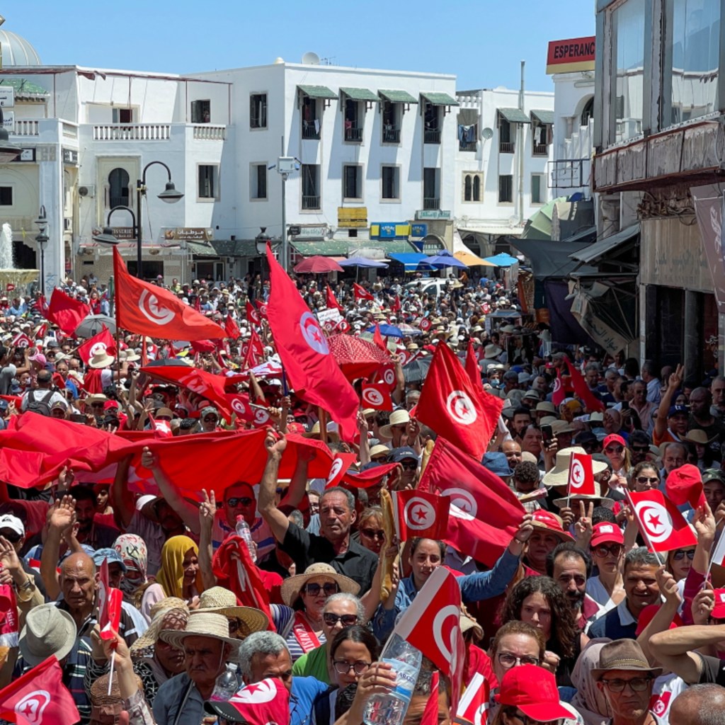 Pope Francis Goes to Canada, Petition for Same-Sex Marriage in Ukraine, Pivotal Tunisian Referendum, and More Image